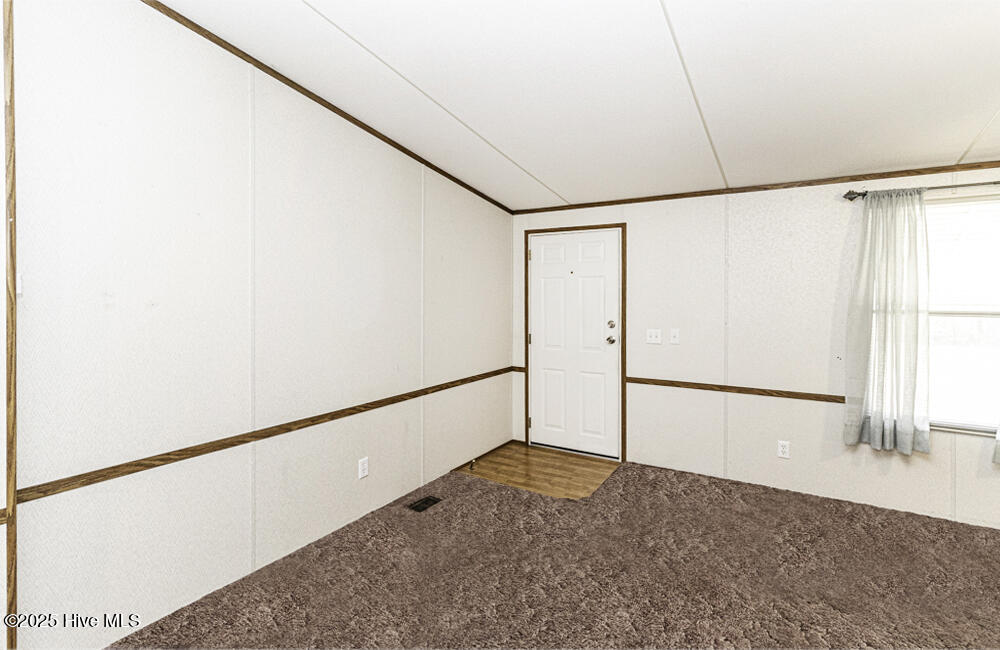 4920 Redmon Road Property Photo 7
