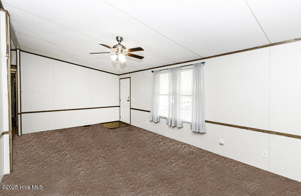 4920 Redmon Road Property Photo 8