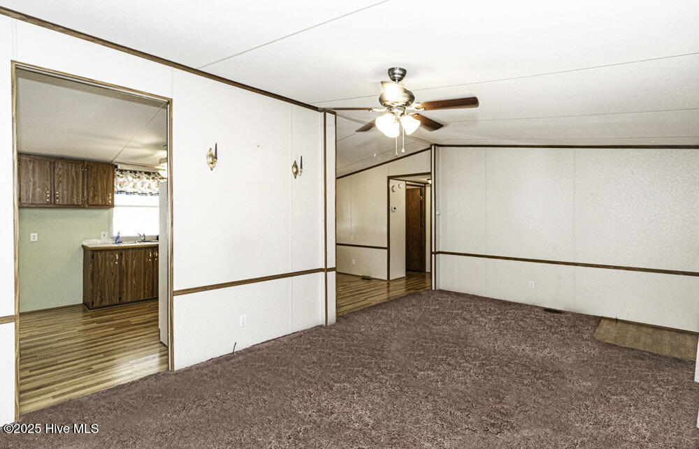 4920 Redmon Road Property Photo 9