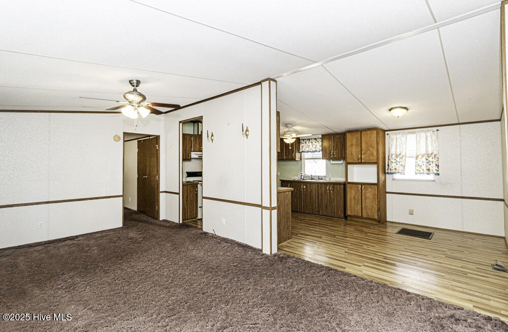 4920 Redmon Road Property Photo 10