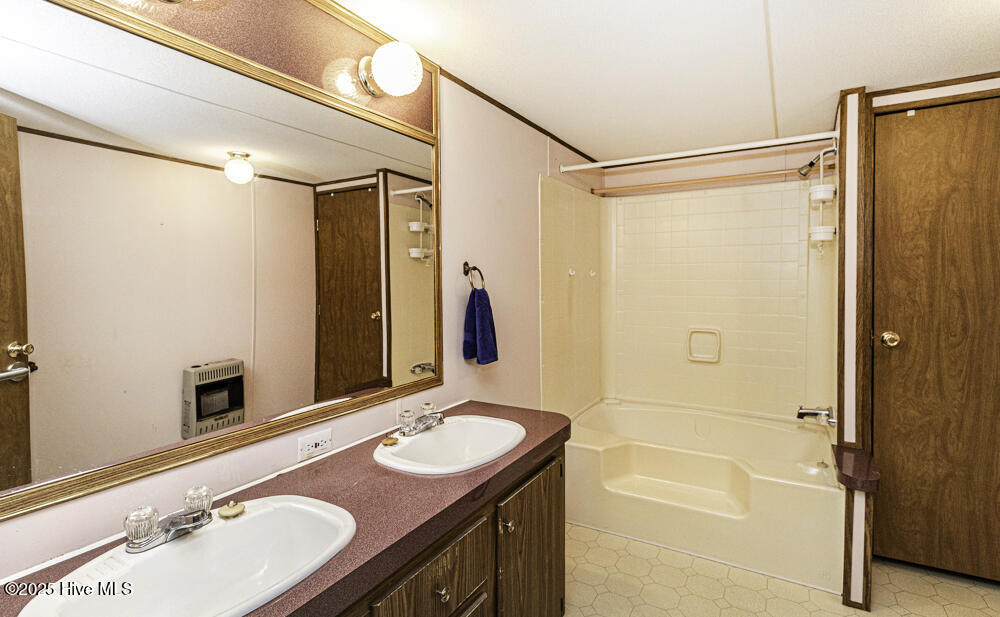 4920 Redmon Road Property Photo 28