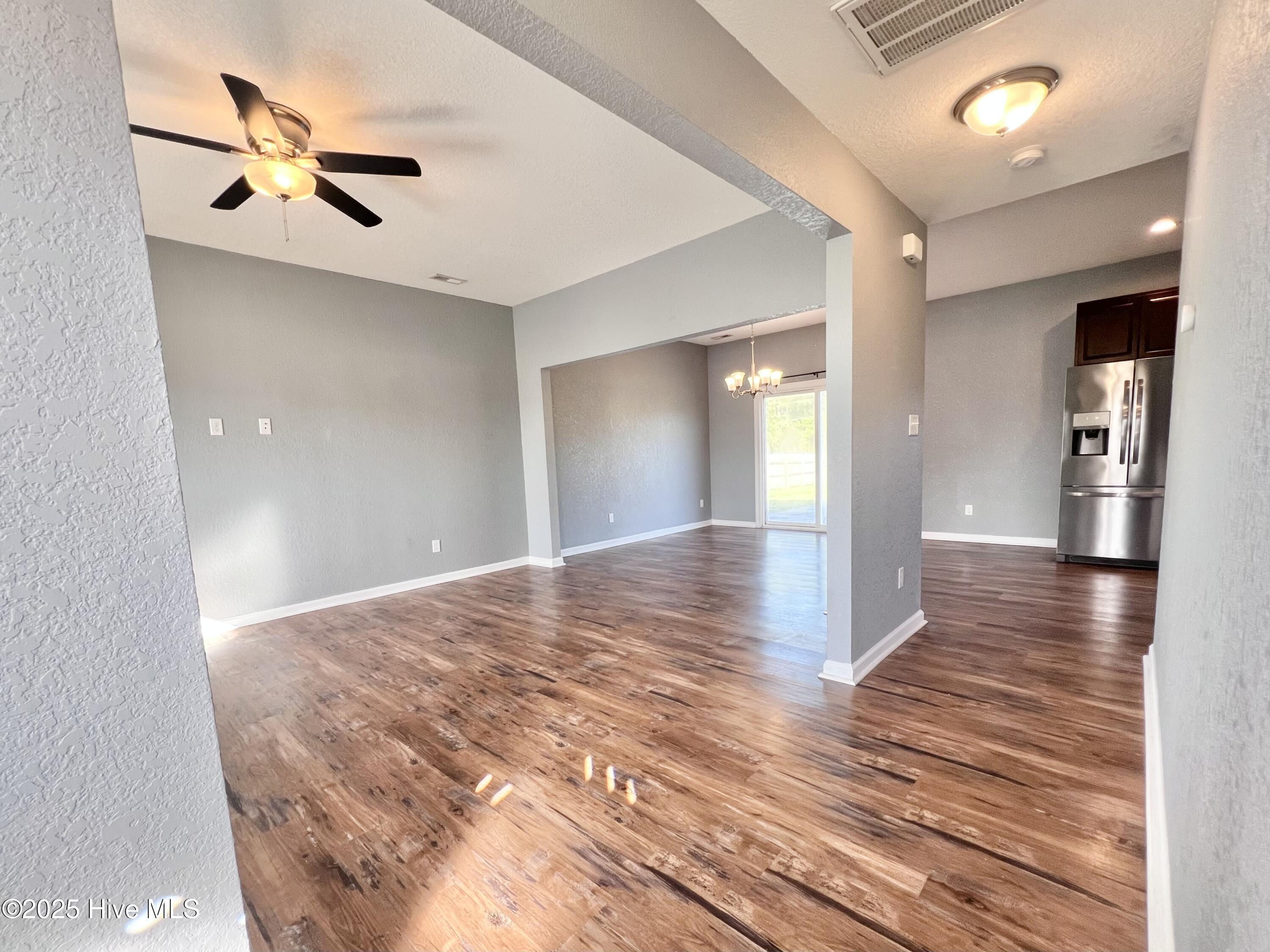 136 Laurel Woods Way Property Photo 9