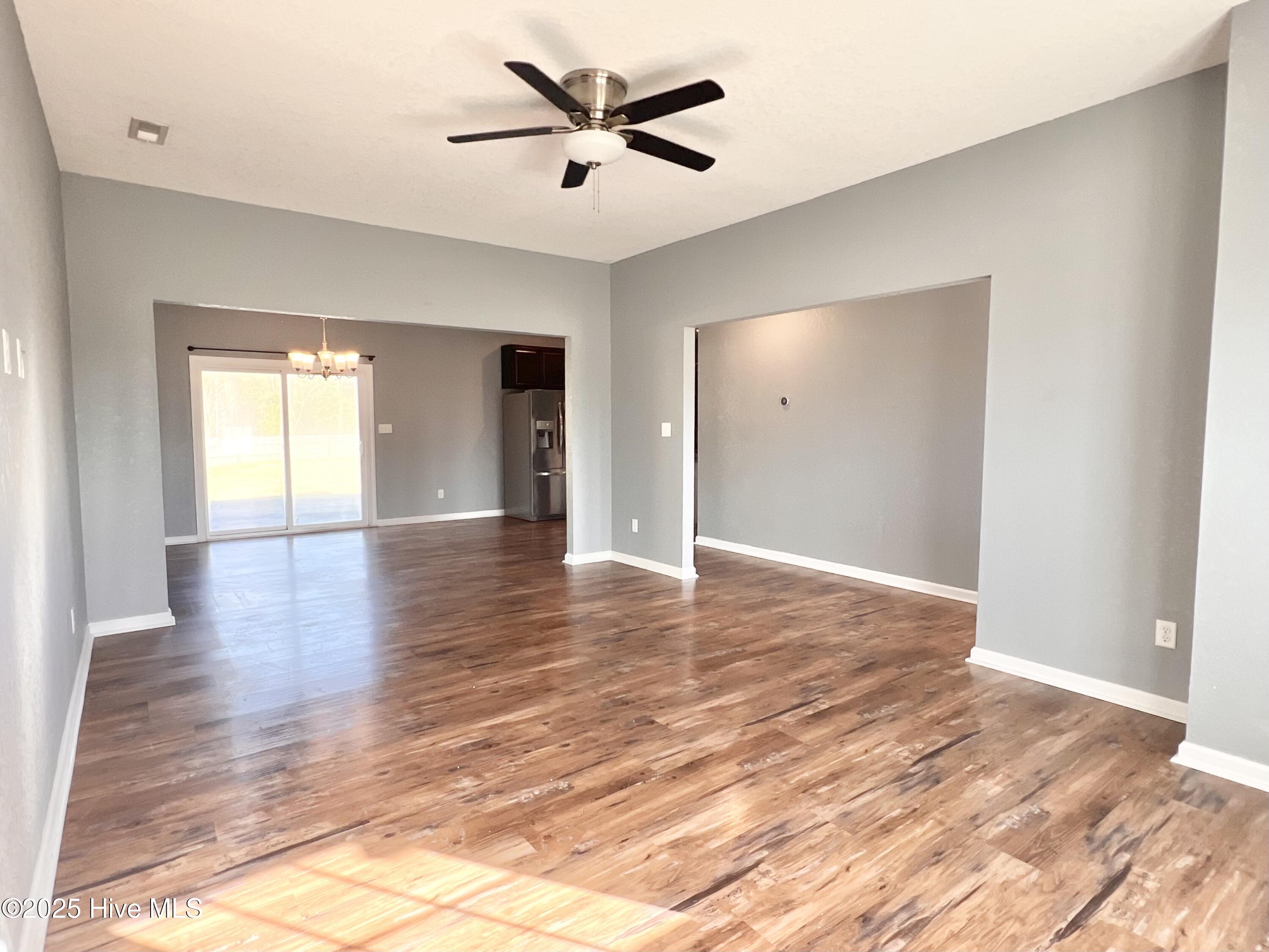 136 Laurel Woods Way Property Photo 11