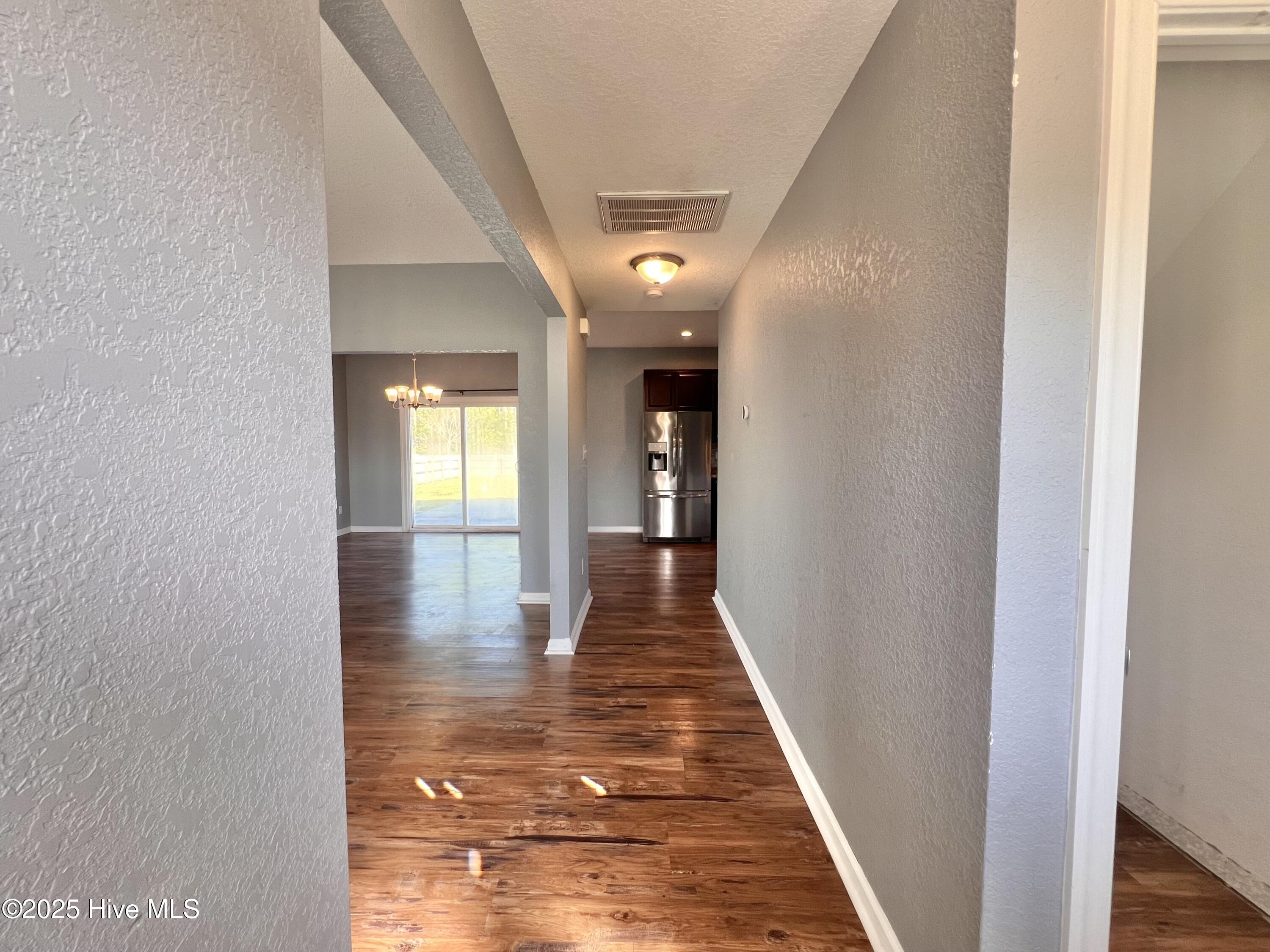 136 Laurel Woods Way Property Photo 12