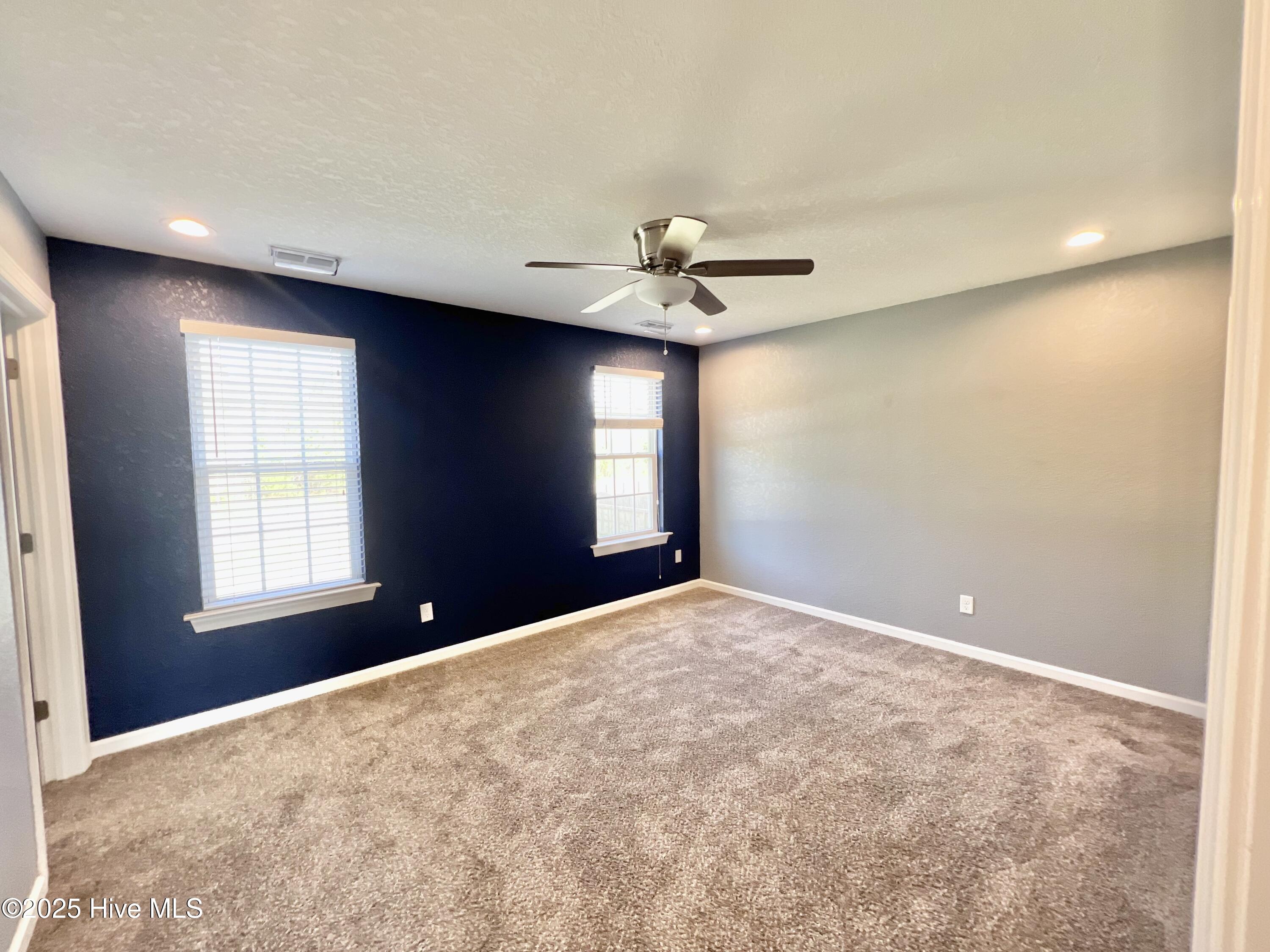 136 Laurel Woods Way Property Photo 16