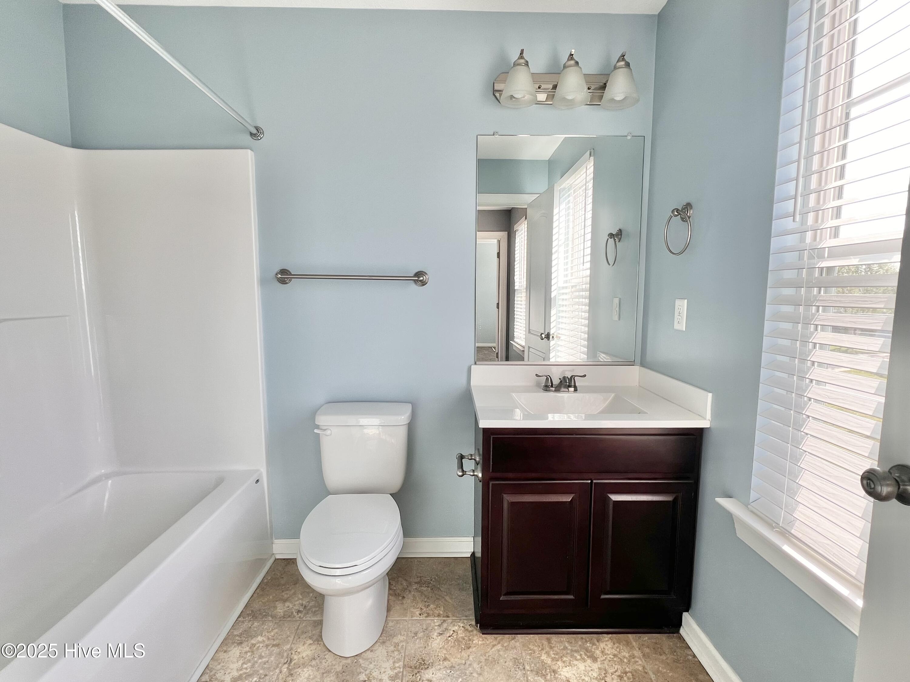136 Laurel Woods Way Property Photo 21