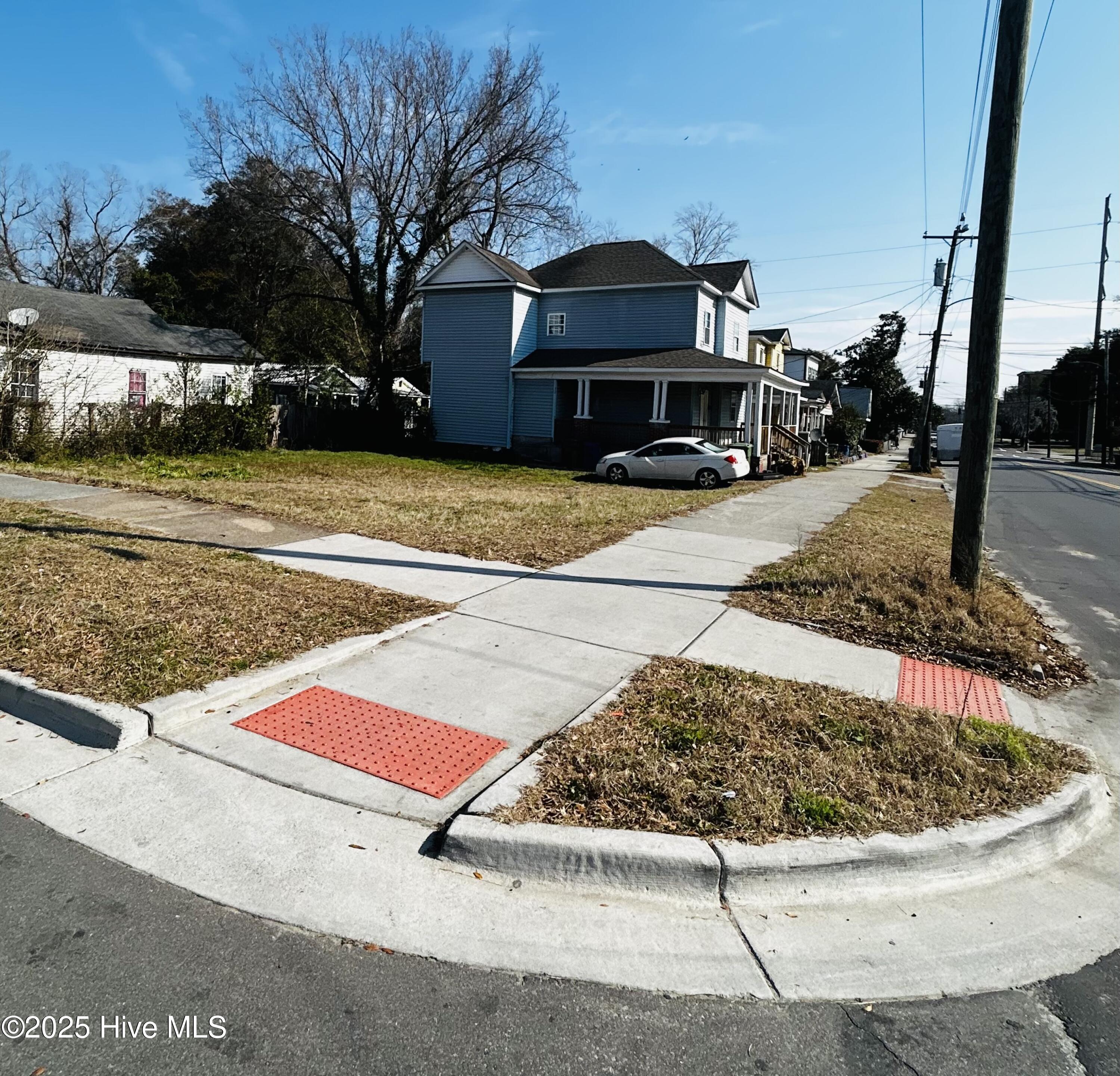 504 Anderson Street Property Photo