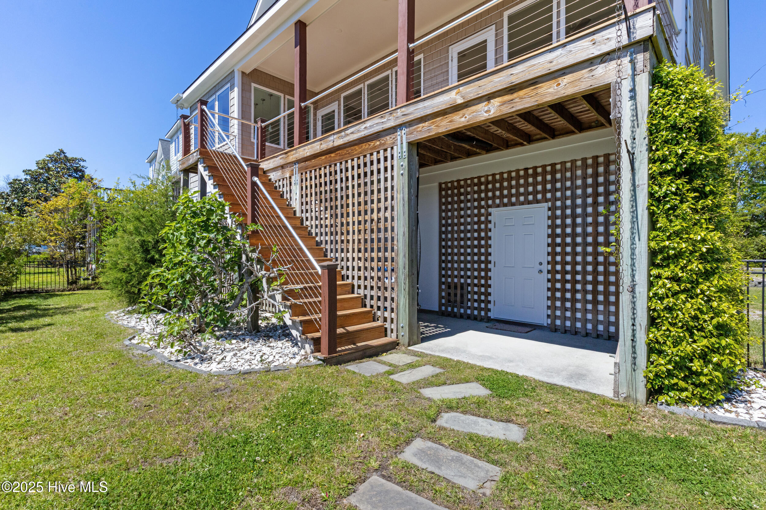 131 Sound View Drive Property Photo 3