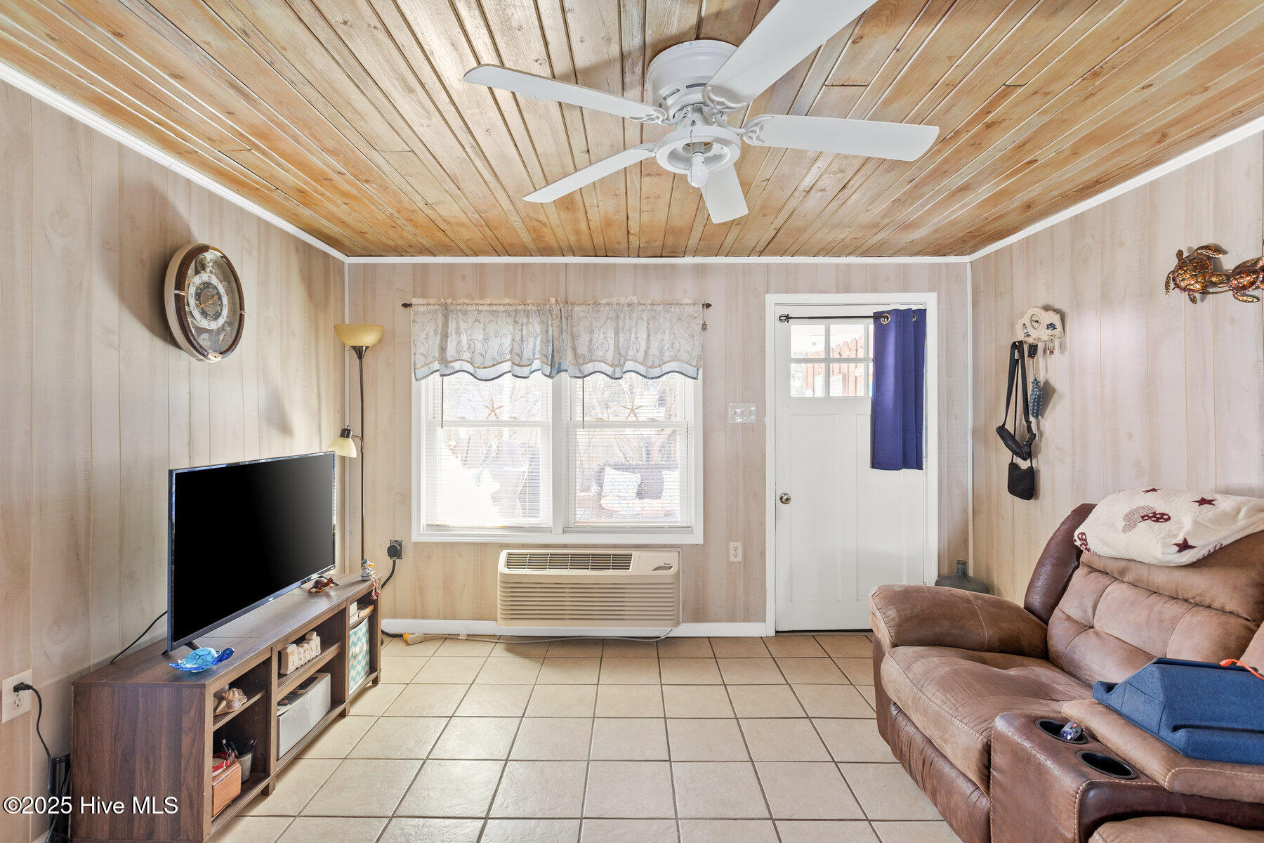712 Ocean Boulevard Property Photo 27