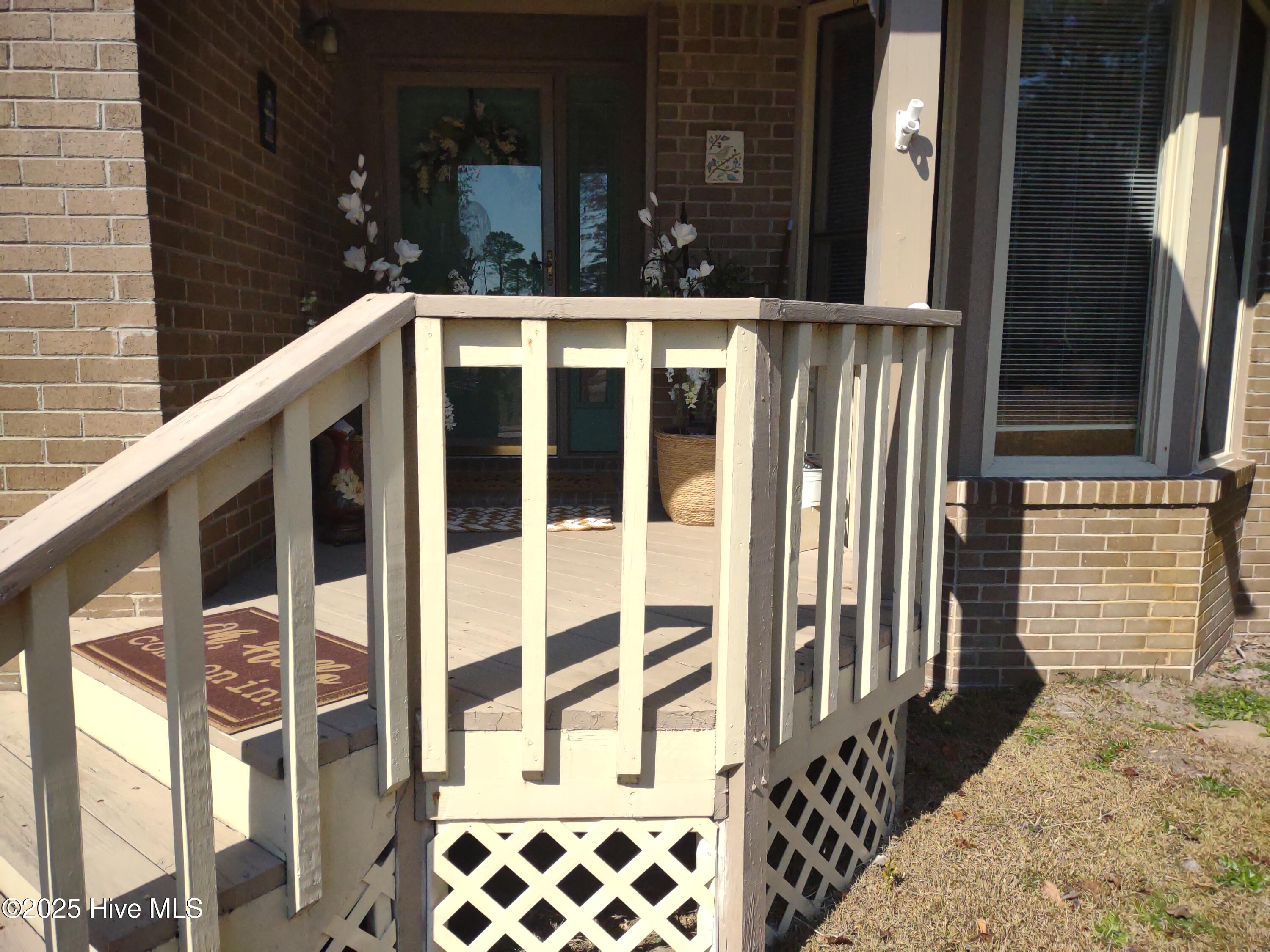 370 Boundaryline Drive Property Photo 21
