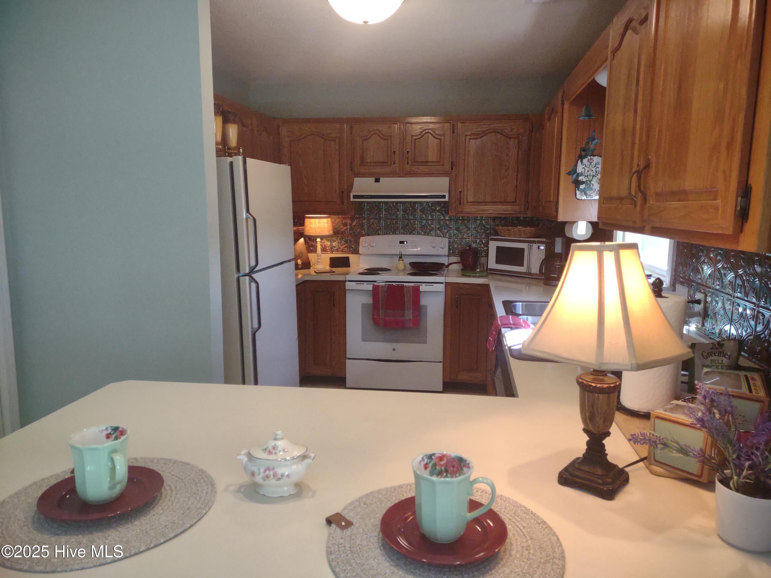 370 Boundaryline Drive Property Photo 25