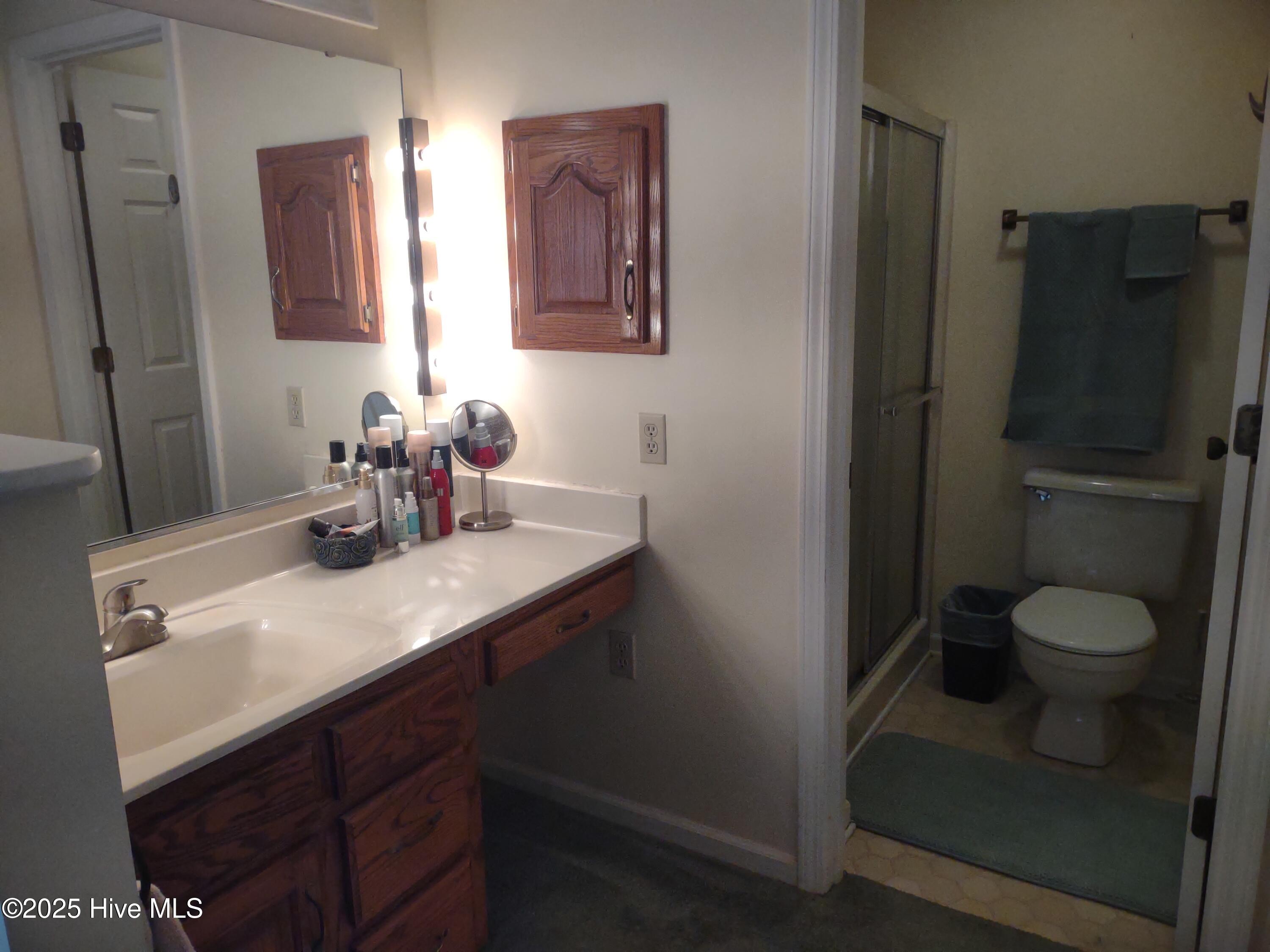 370 Boundaryline Drive Property Photo 42