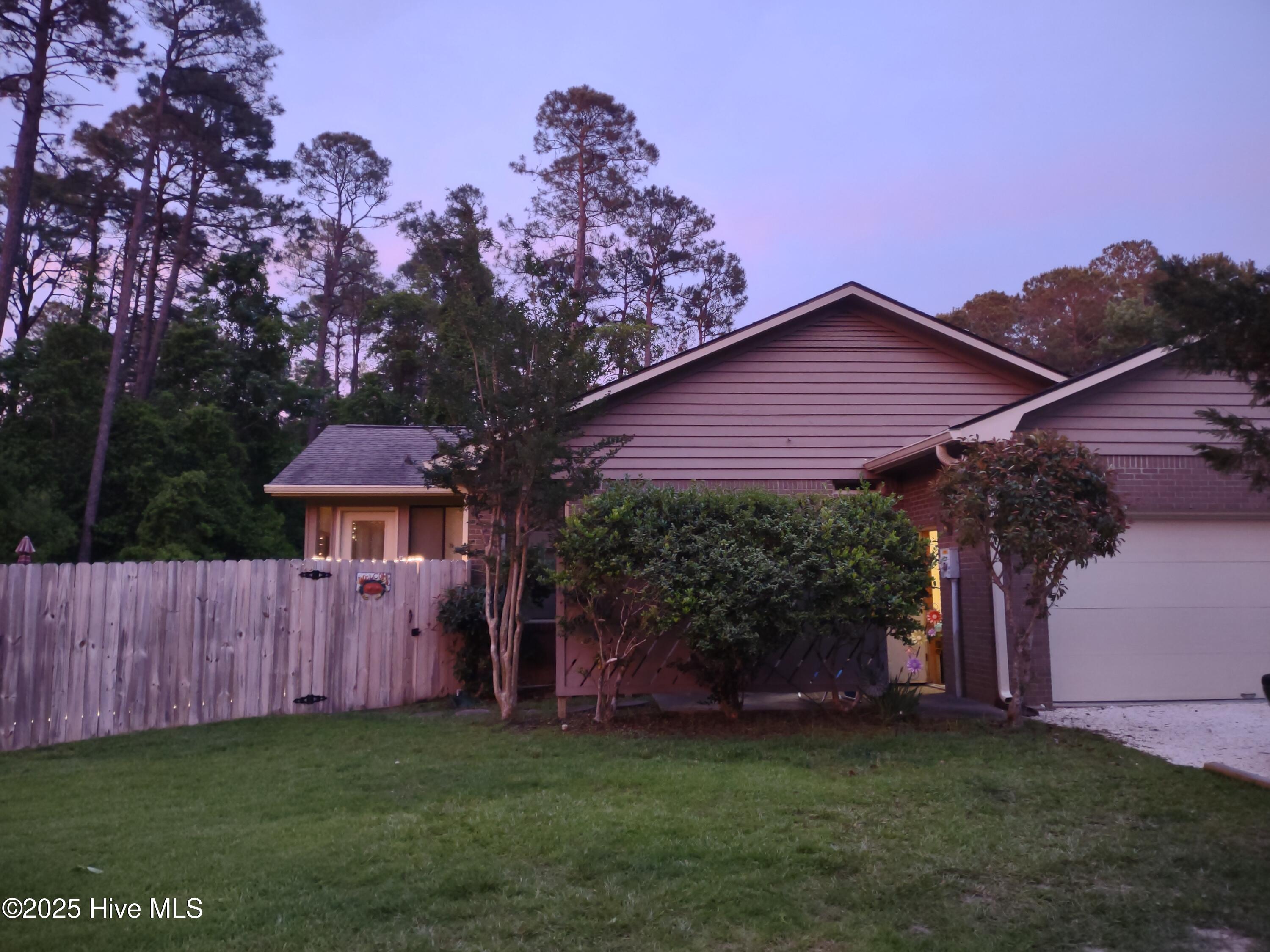 370 Boundaryline Drive Property Photo 53