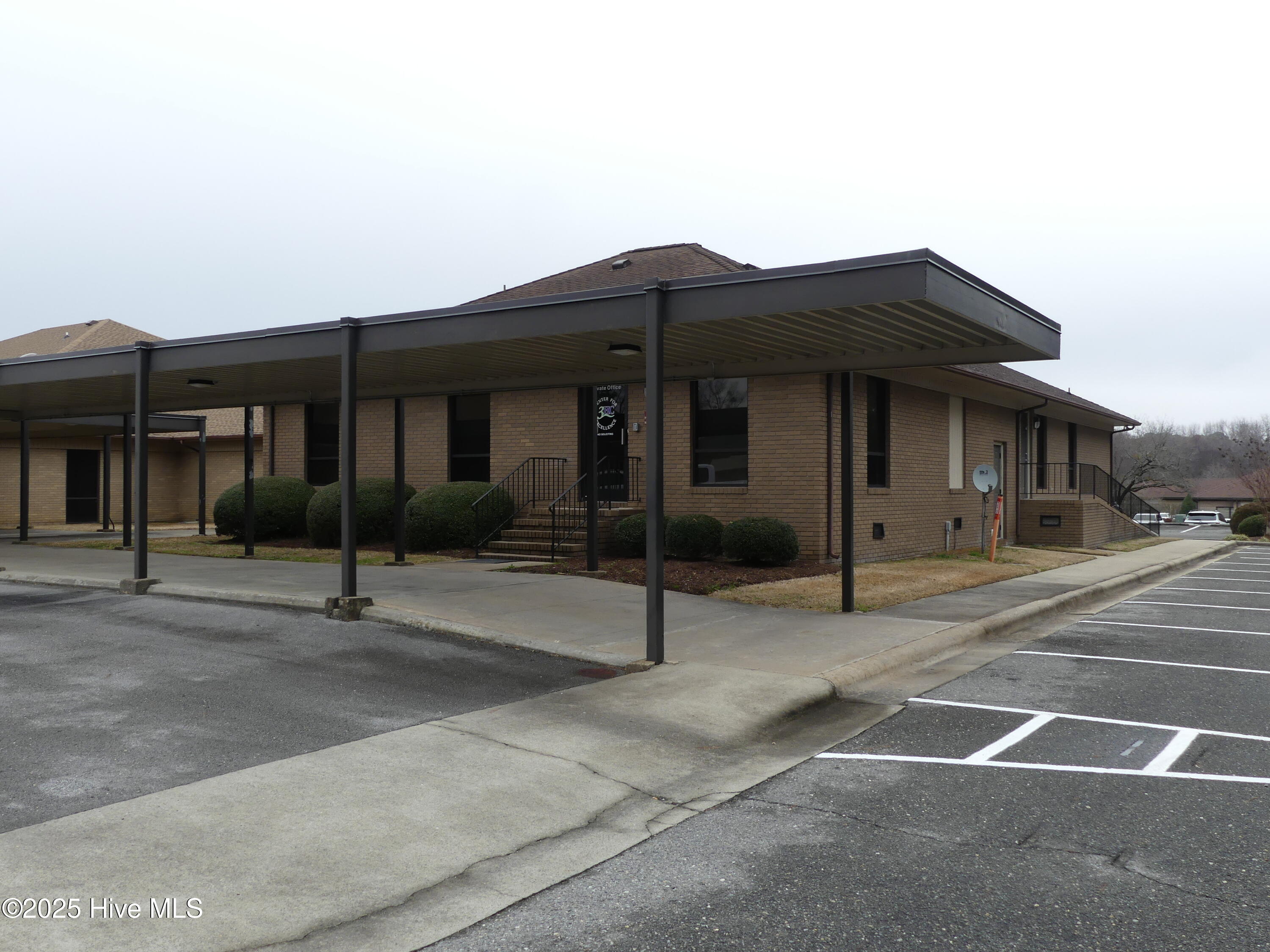 2400 Wayne Memorial Drive Suite G