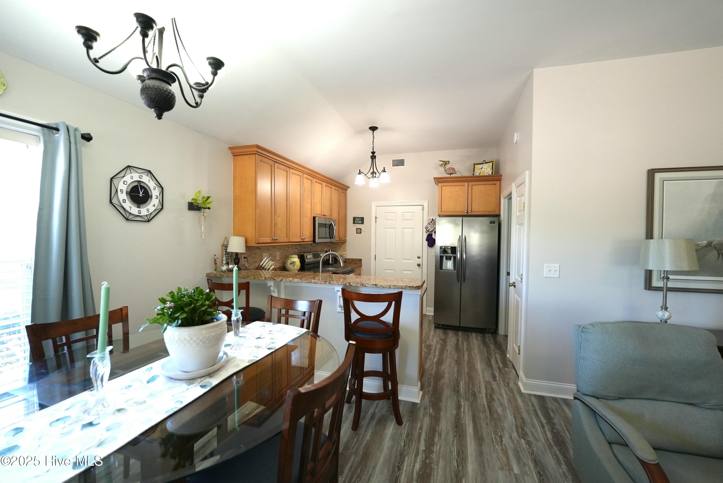 399 Castle Bay Drive D Property Photo 9