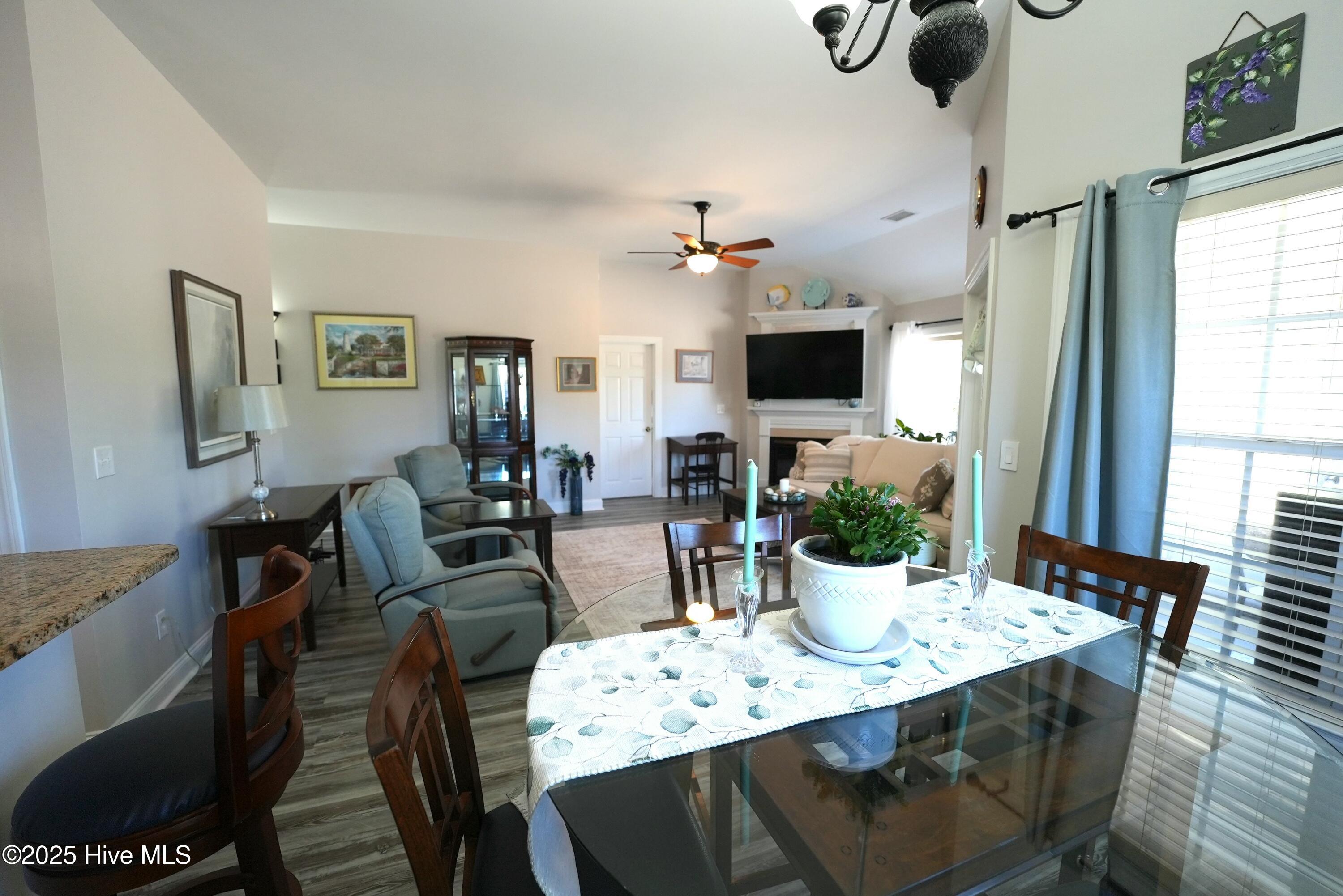 399 Castle Bay Drive D Property Photo 10