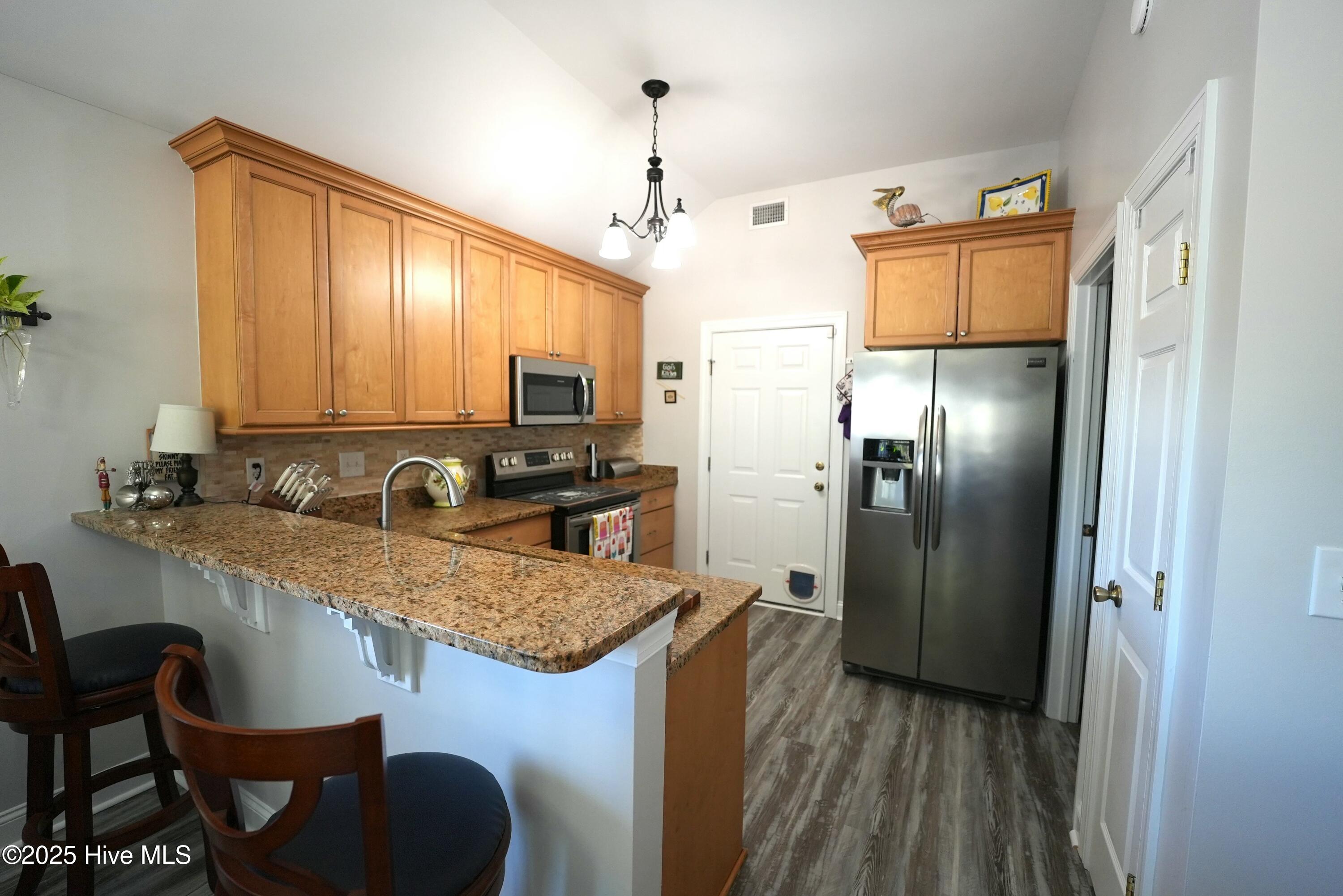 399 Castle Bay Drive D Property Photo 11