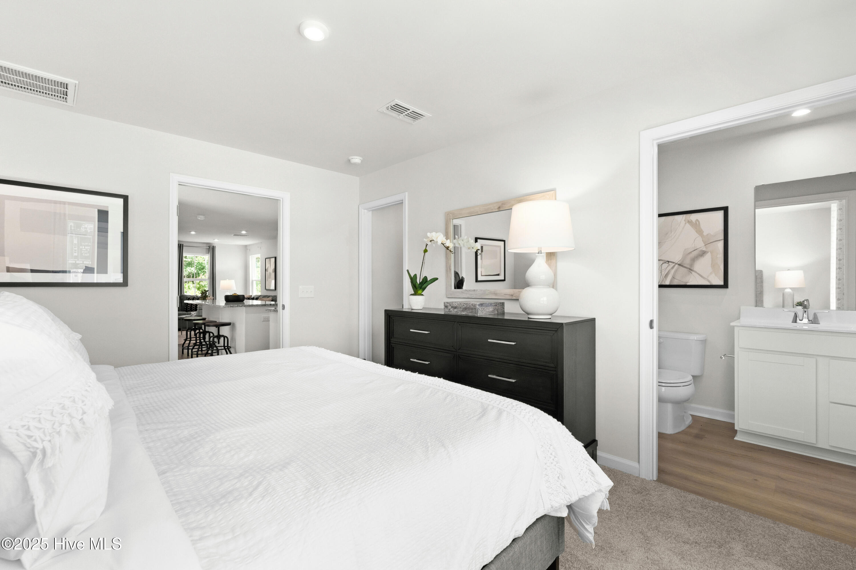 1424 Pine Log Trail Property Photo 8