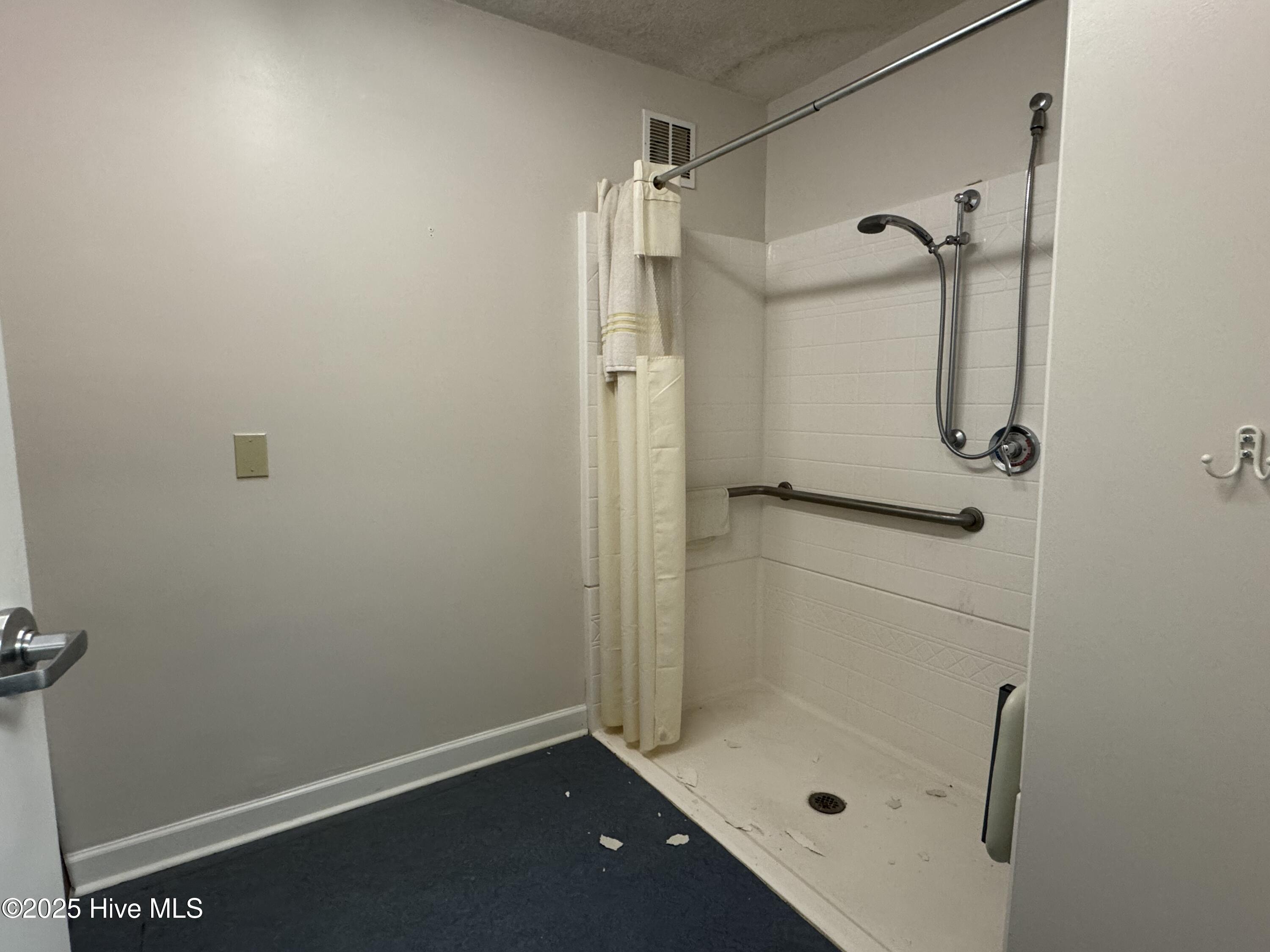 2451 College Road Property Photo 22