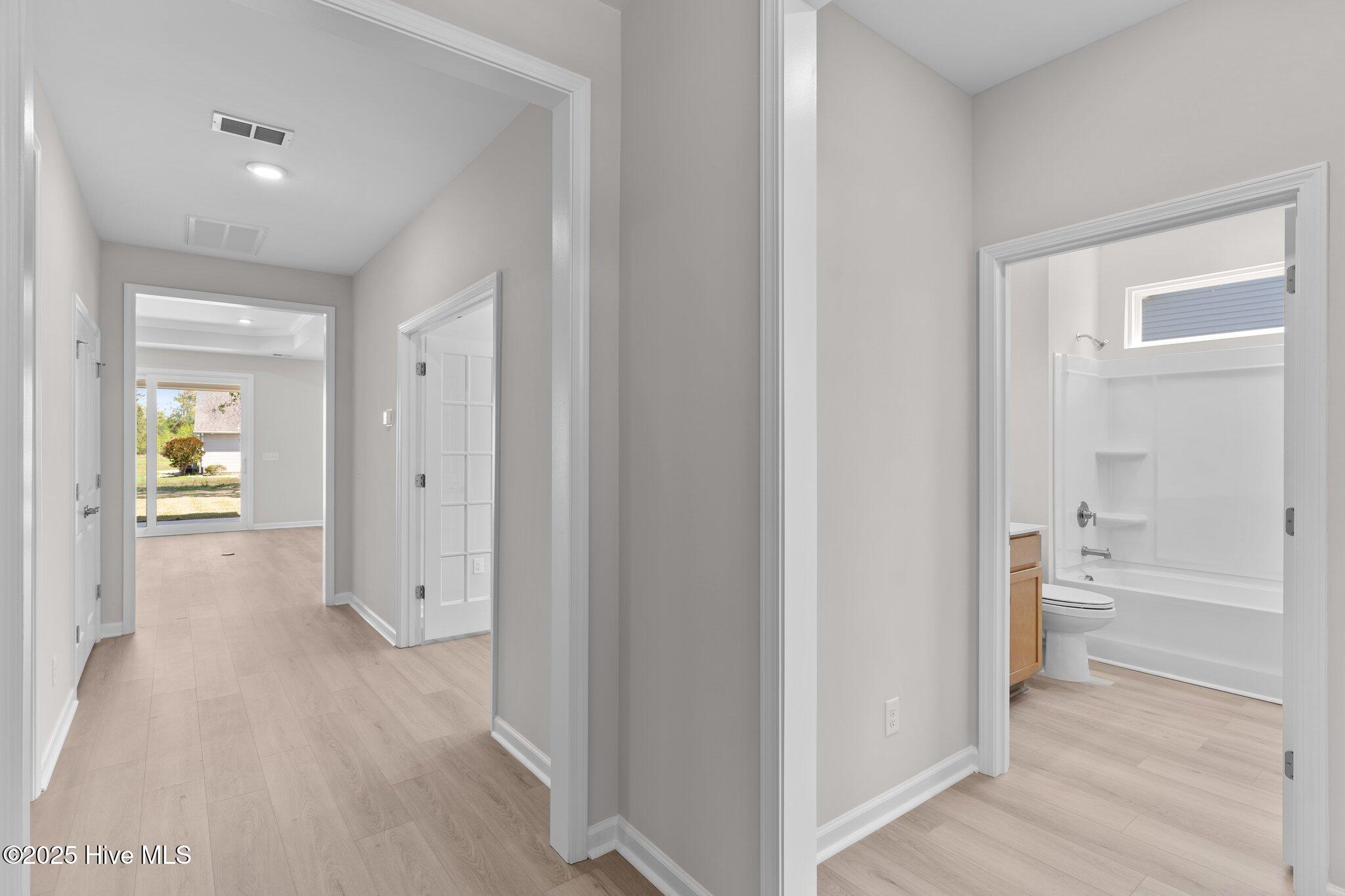 1923 Mansfield Avenue Property Photo 10