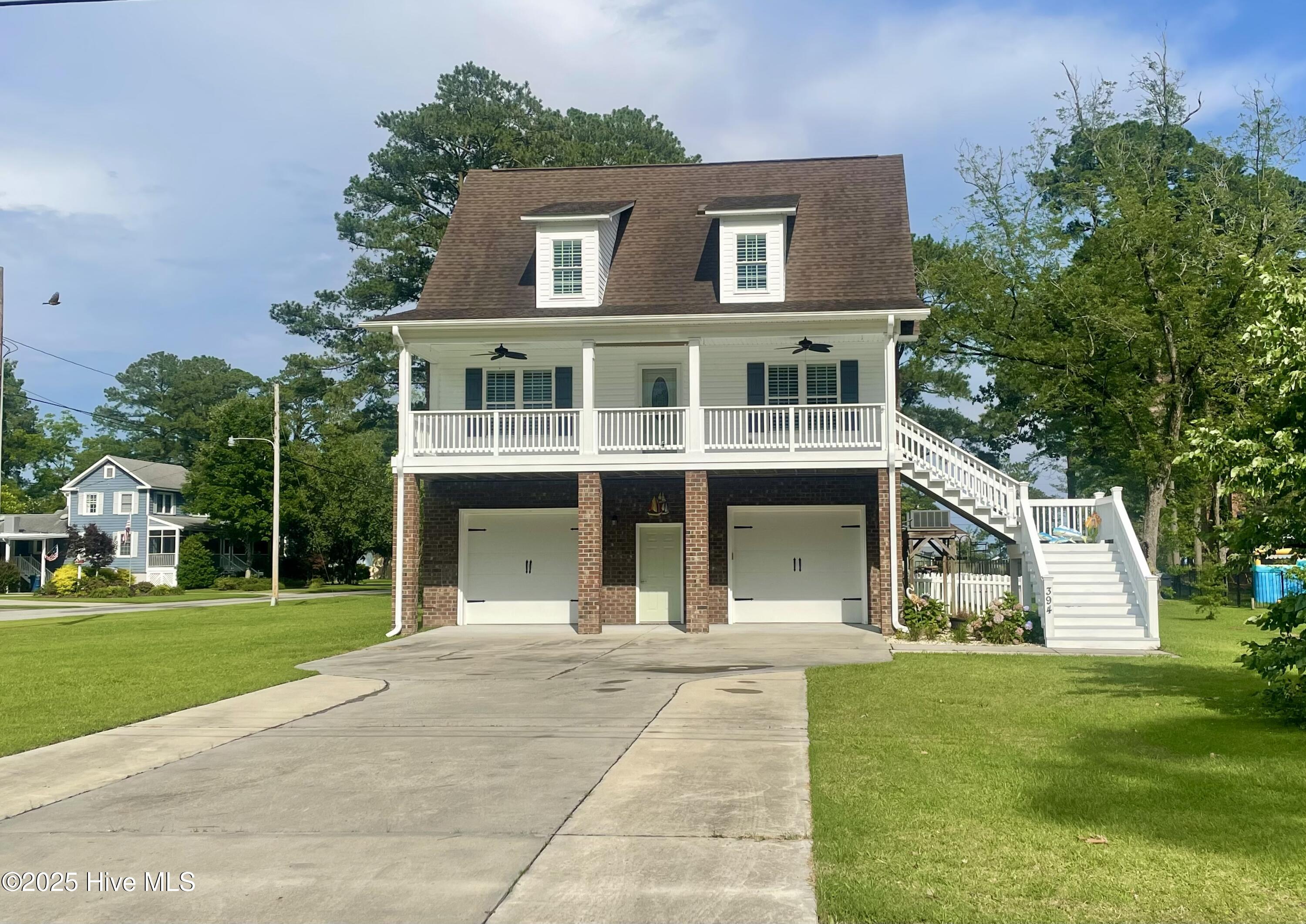394 Riverview Street Property Photo 1