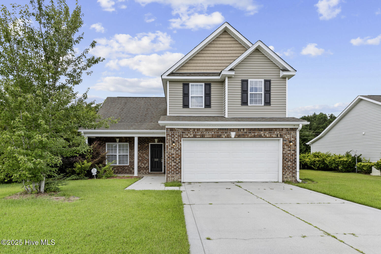 221 Silver Hills Drive Property Photo 1
