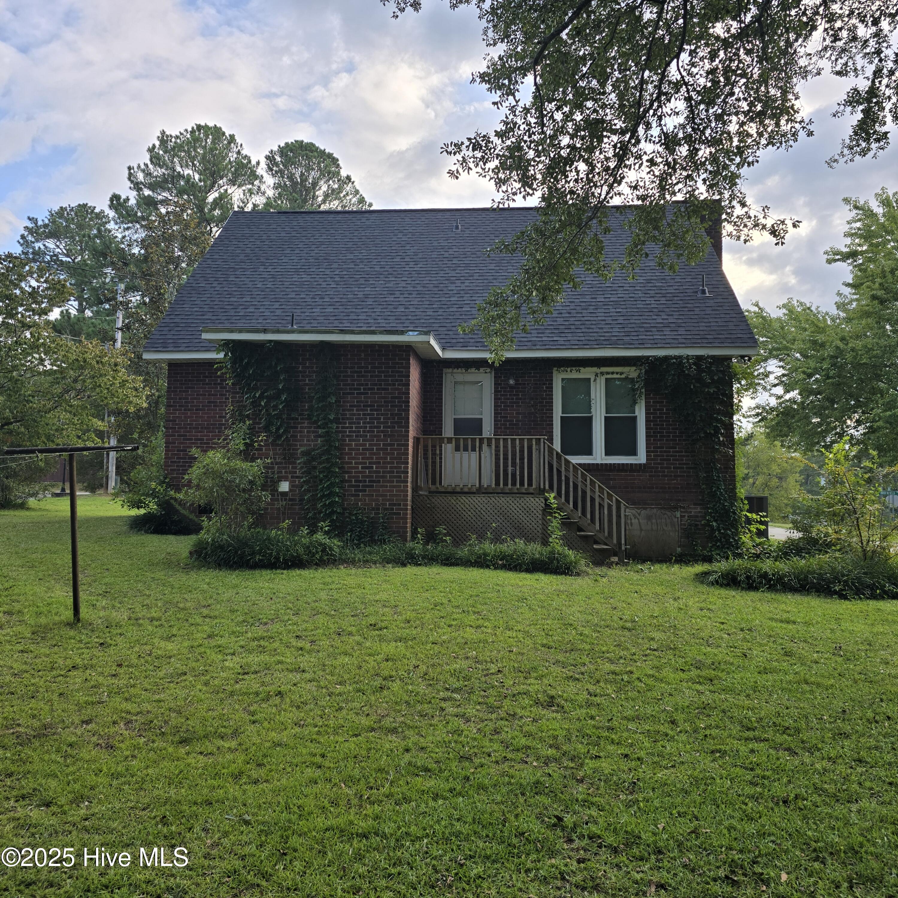 1507 Brookfield Road Property Photo 3