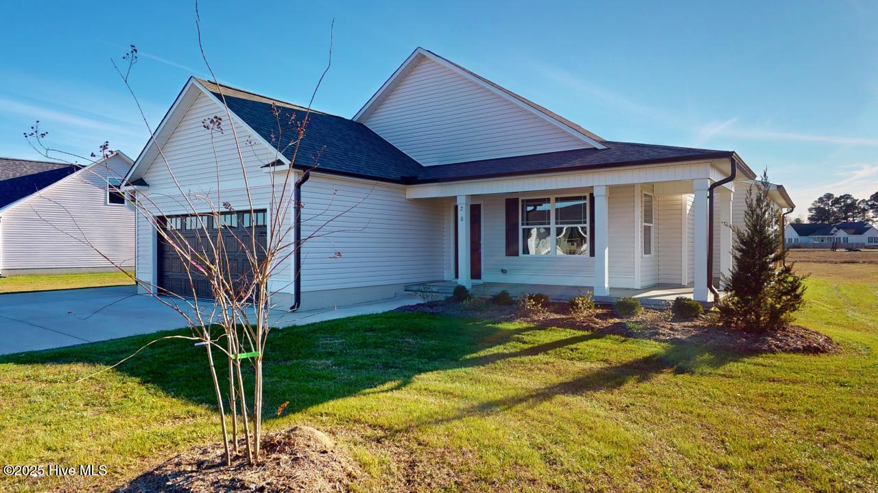 200 Berkshire Drive Property Photo 2