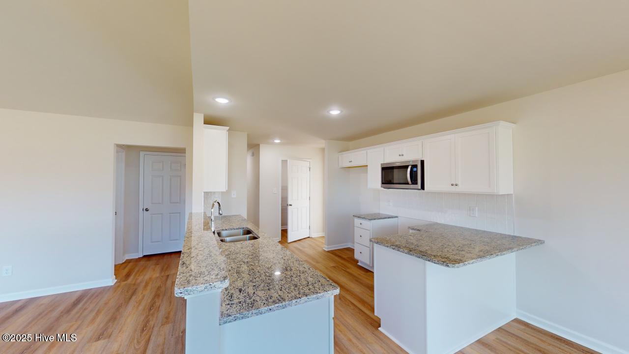 200 Berkshire Drive Property Photo 10