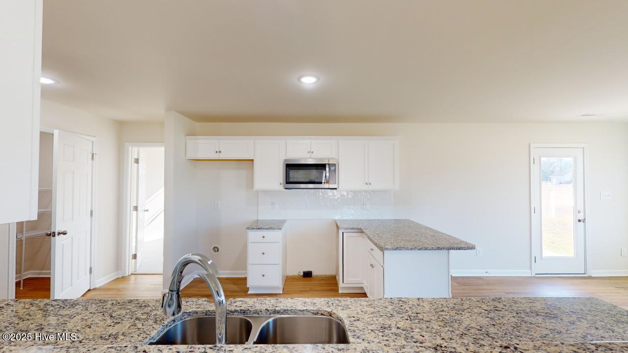 200 Berkshire Drive Property Photo 11