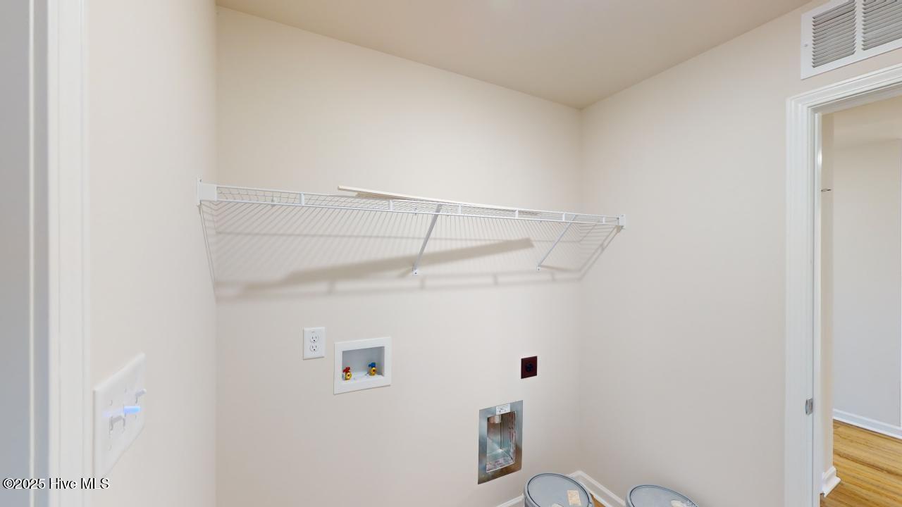 200 Berkshire Drive Property Photo 19