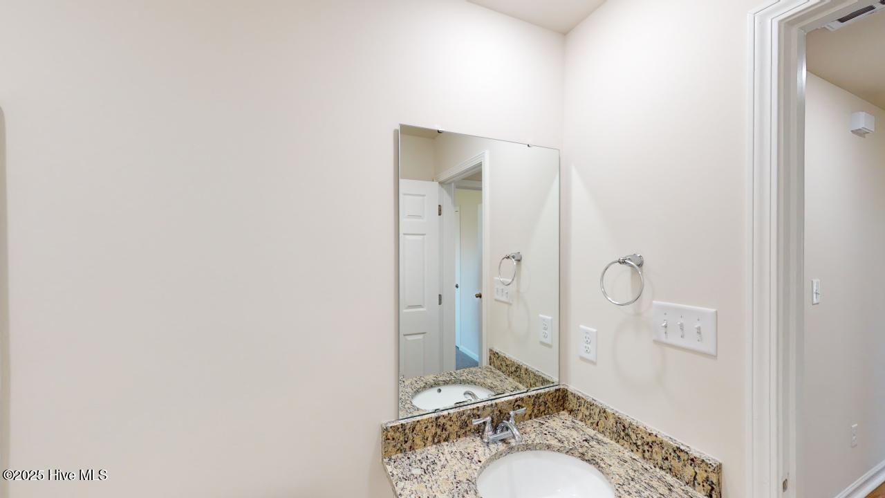 200 Berkshire Drive Property Photo 26