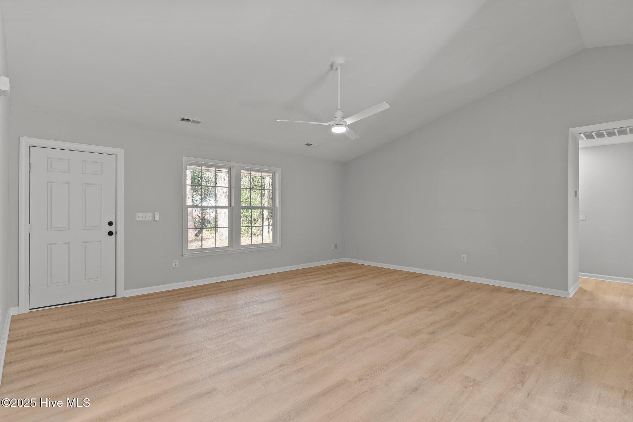 803 Bonham Avenue Property Photo 7