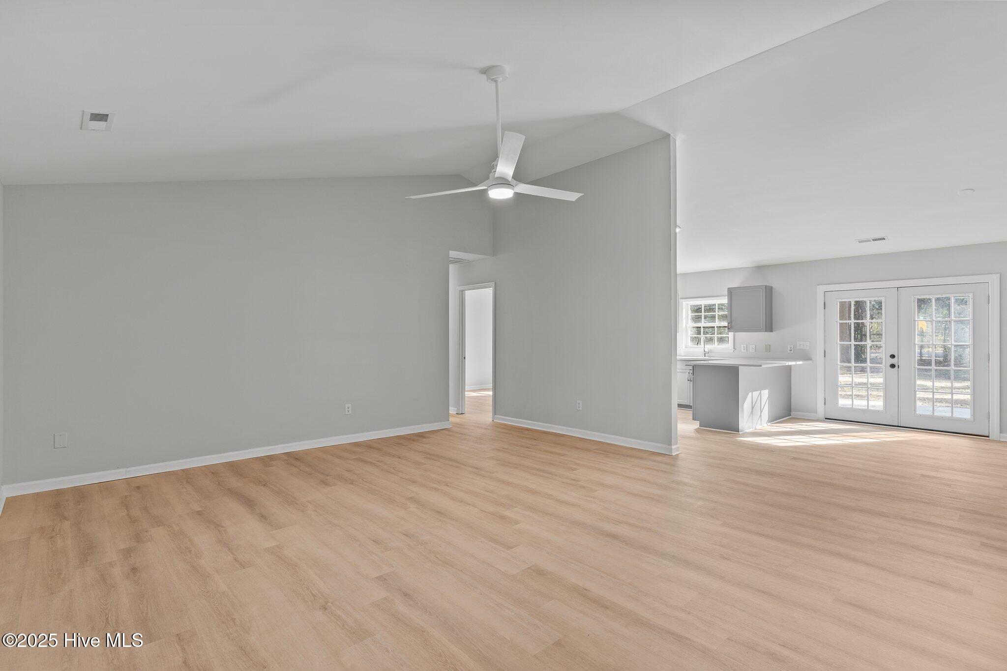 803 Bonham Avenue Property Photo 8