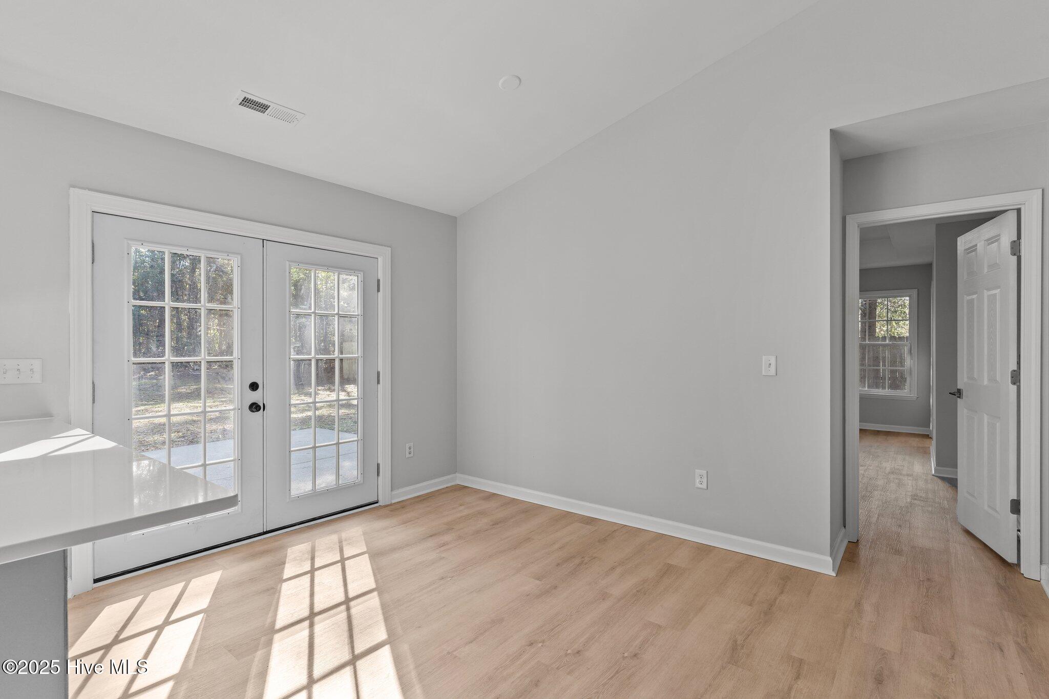 803 Bonham Avenue Property Photo 11