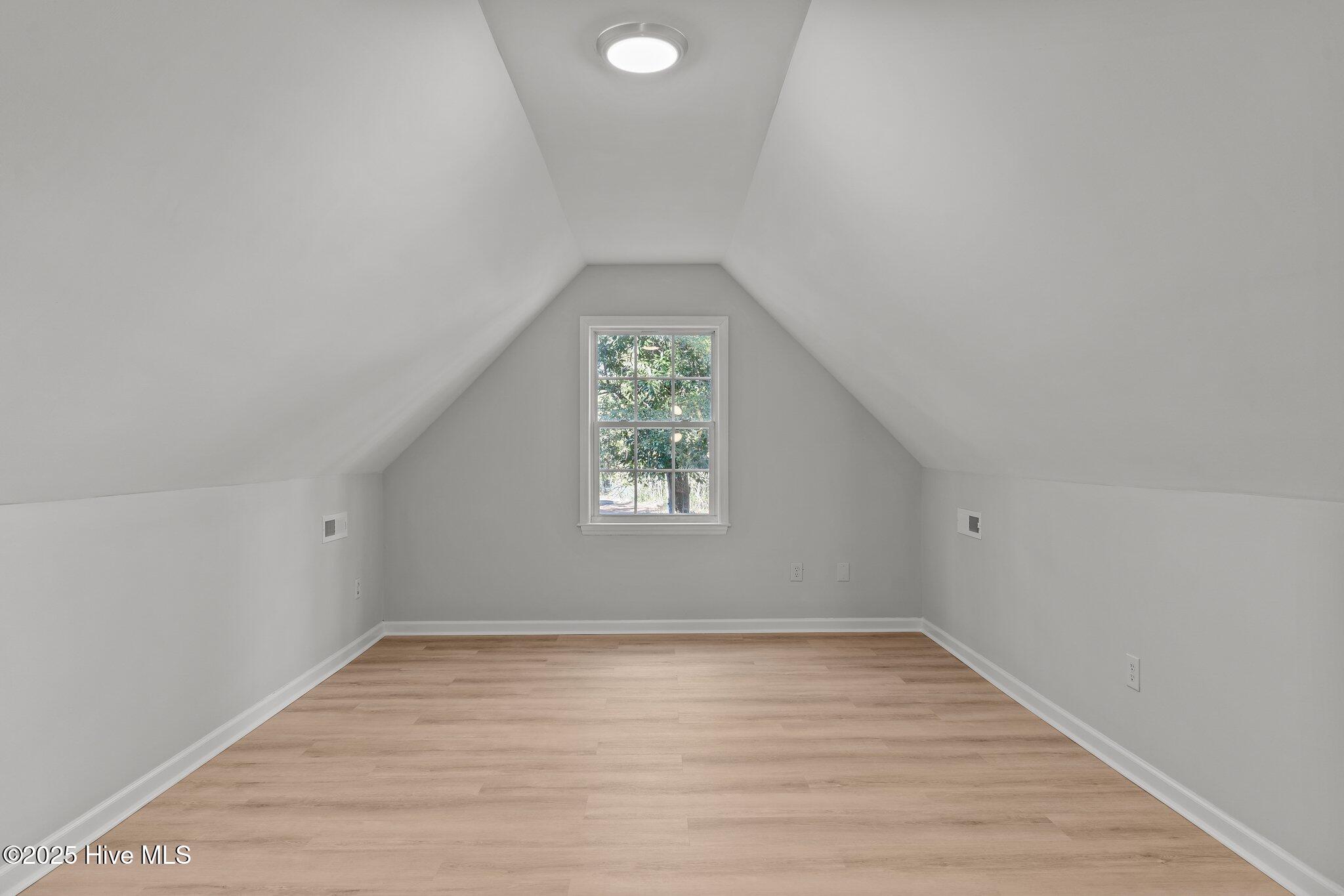 803 Bonham Avenue Property Photo 25