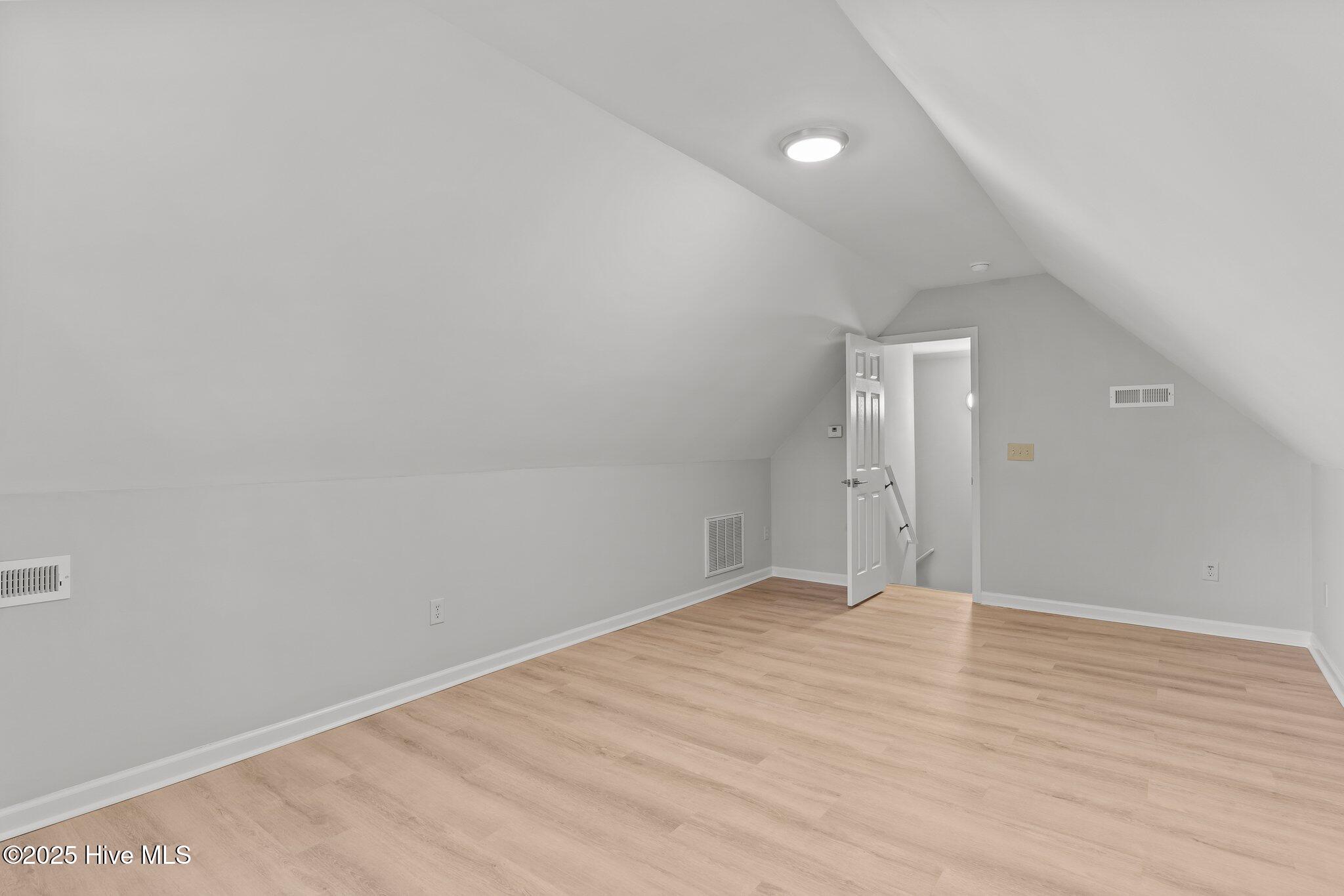 803 Bonham Avenue Property Photo 26