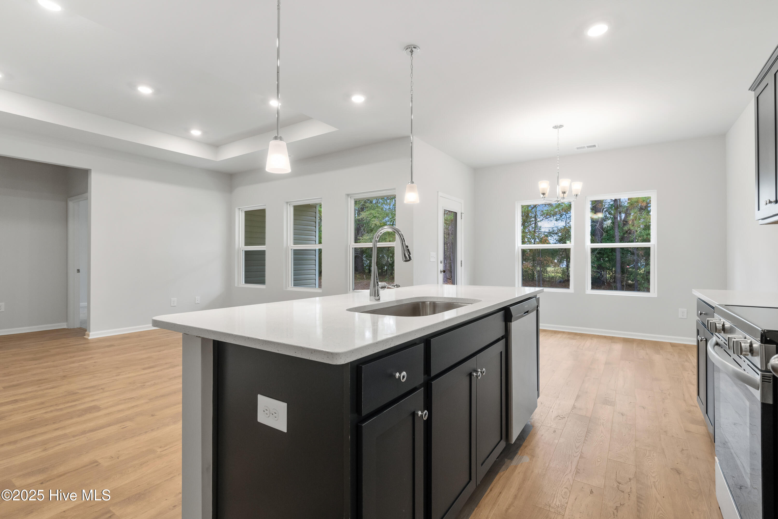 1099 Forest Bend Property Photo 2