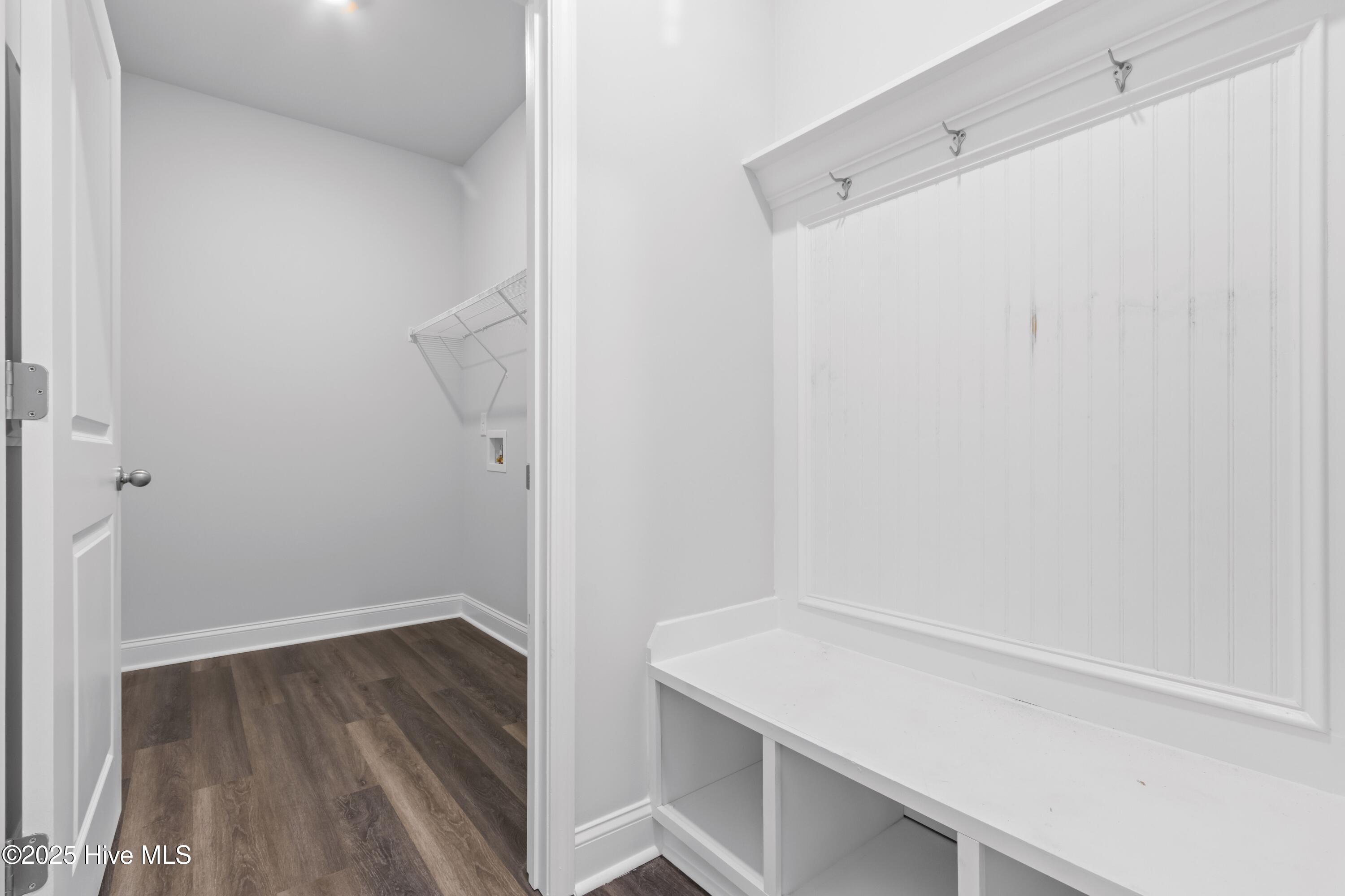 1099 Forest Bend Property Photo 11