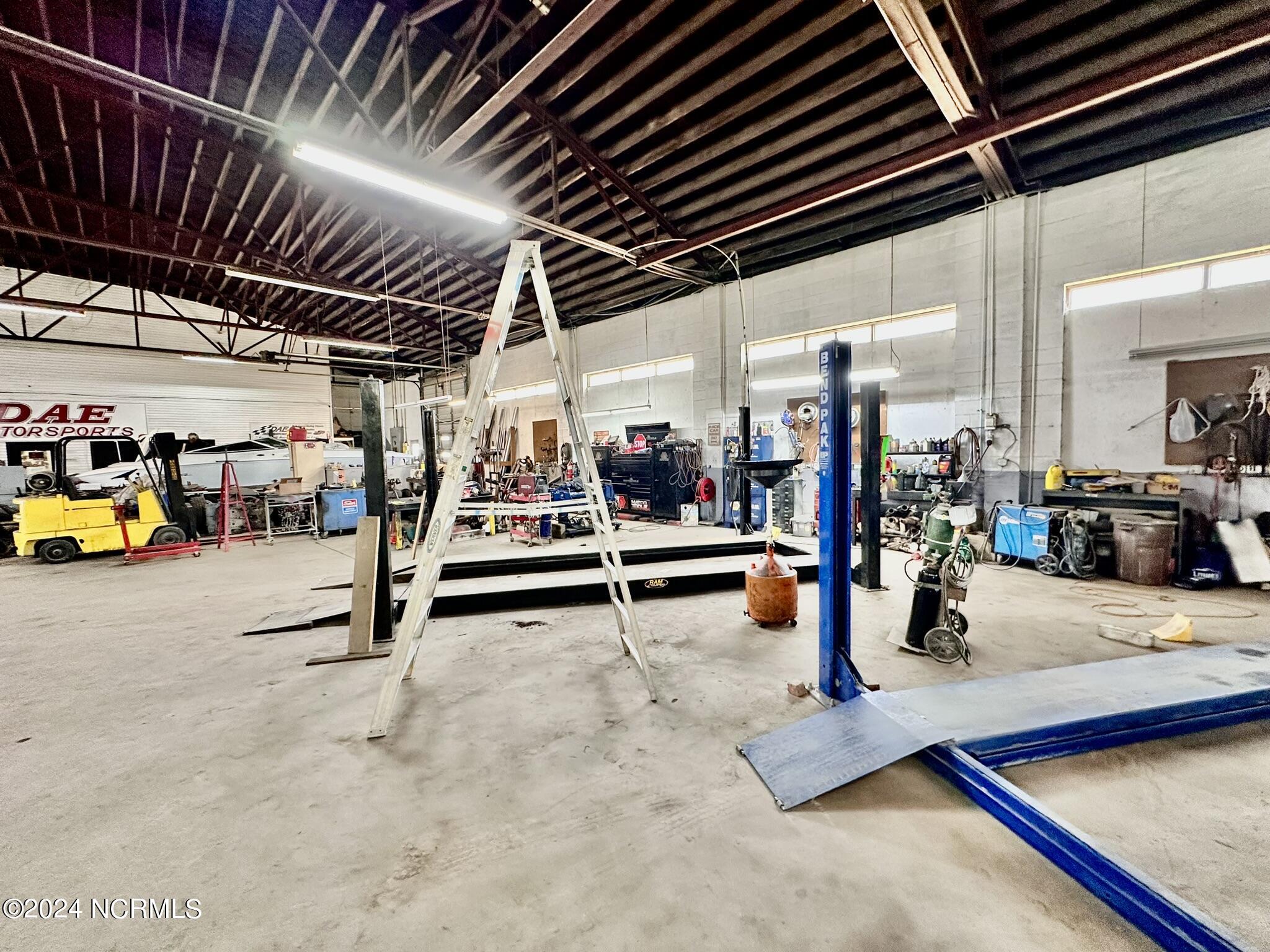 502 Washington Street Property Photo 14