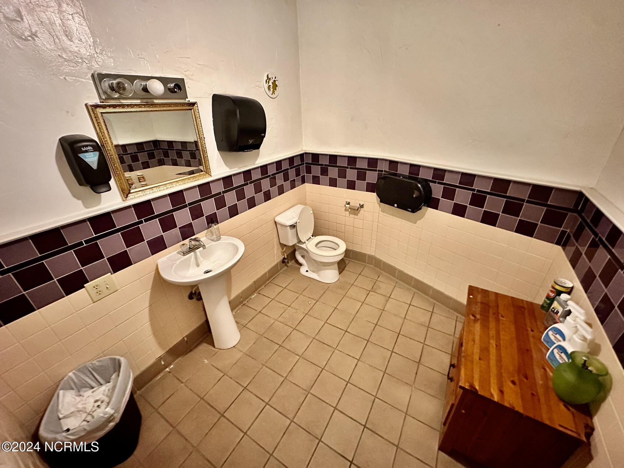 502 Washington Street Property Photo 30