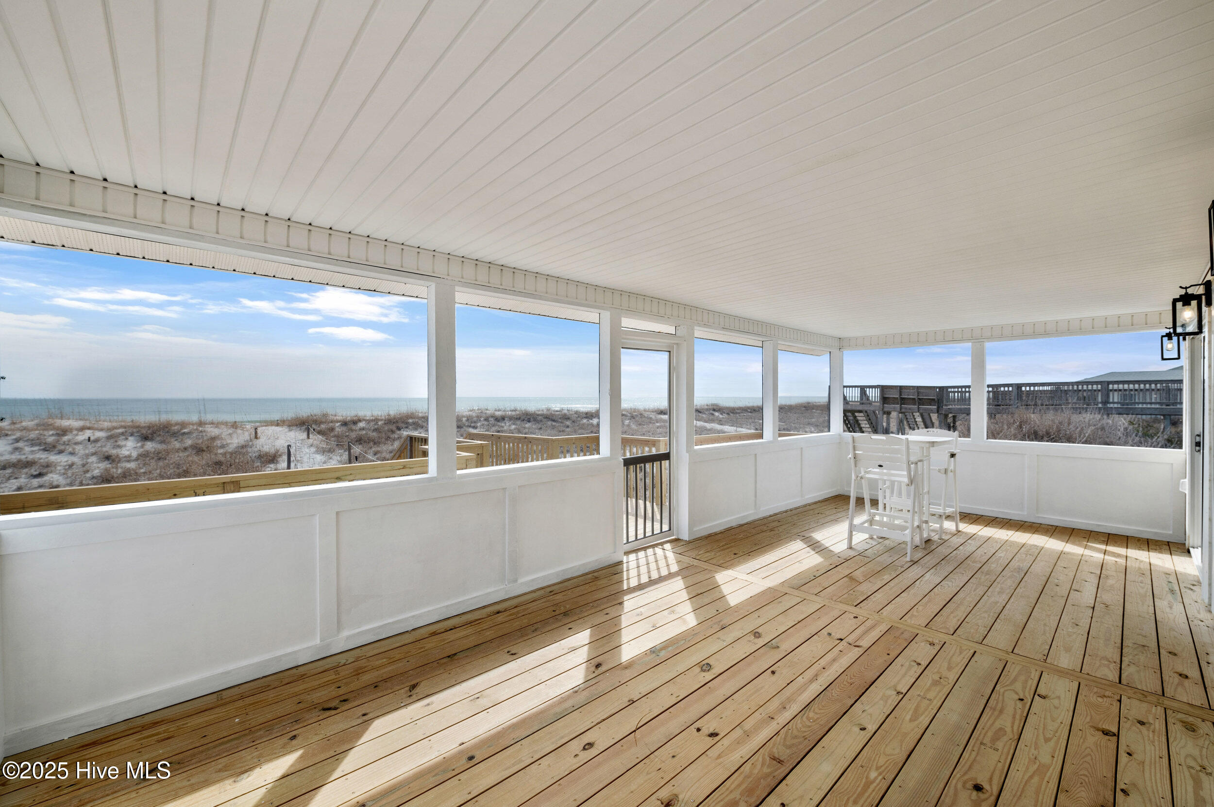 1413 Ocean Boulevard Property Photo 11