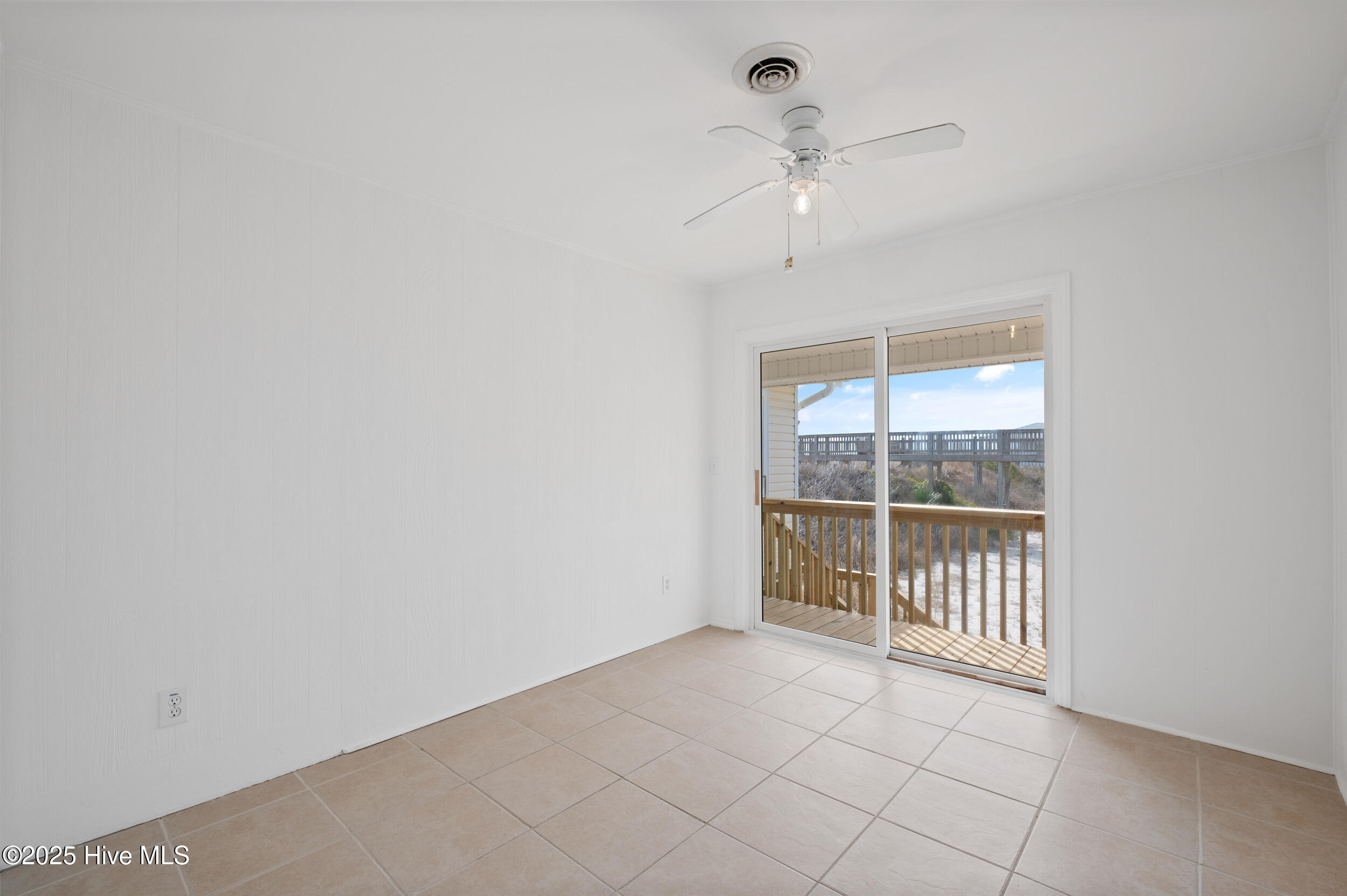 1413 Ocean Boulevard Property Photo 28