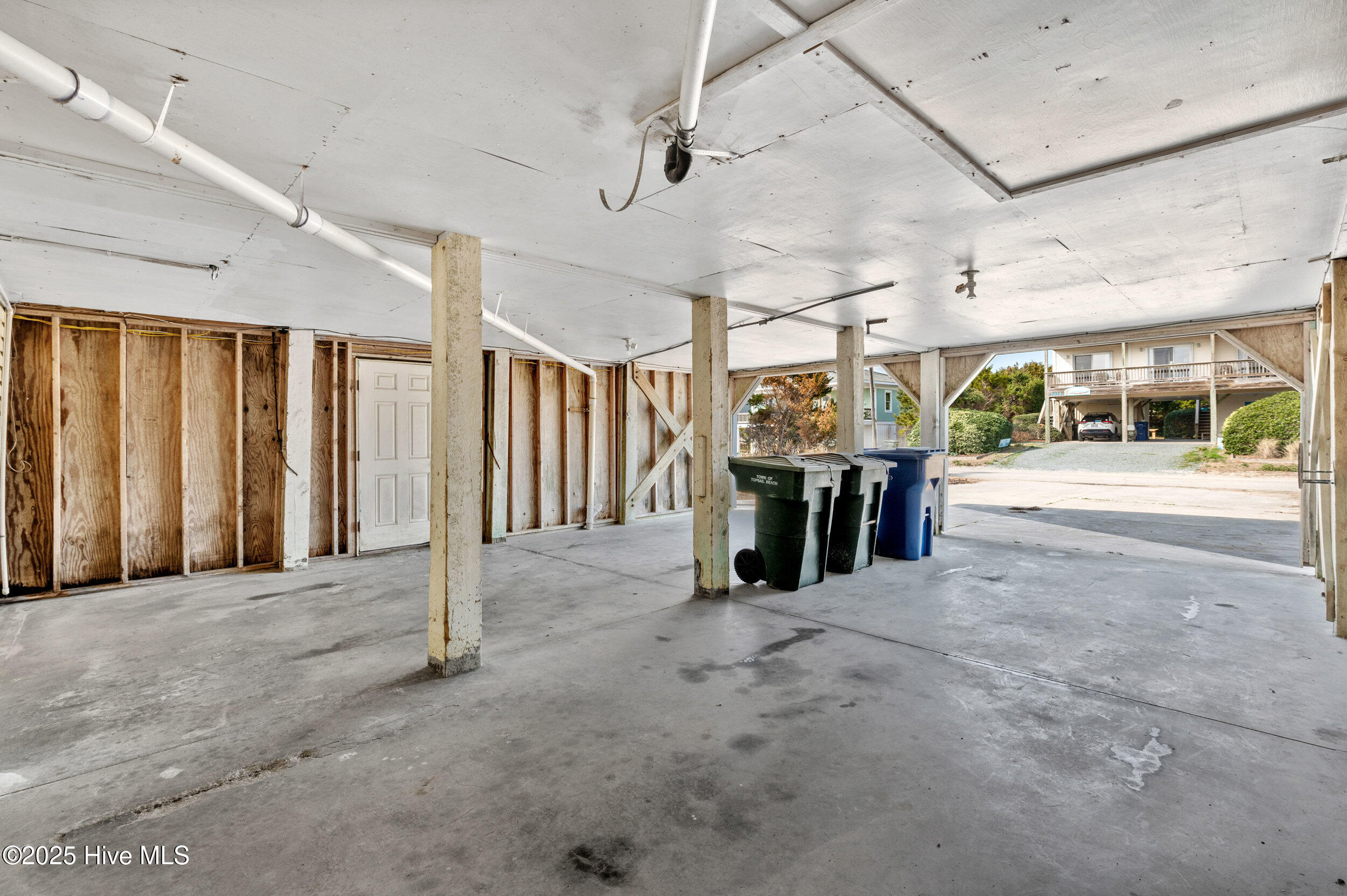 1413 Ocean Boulevard Property Photo 40