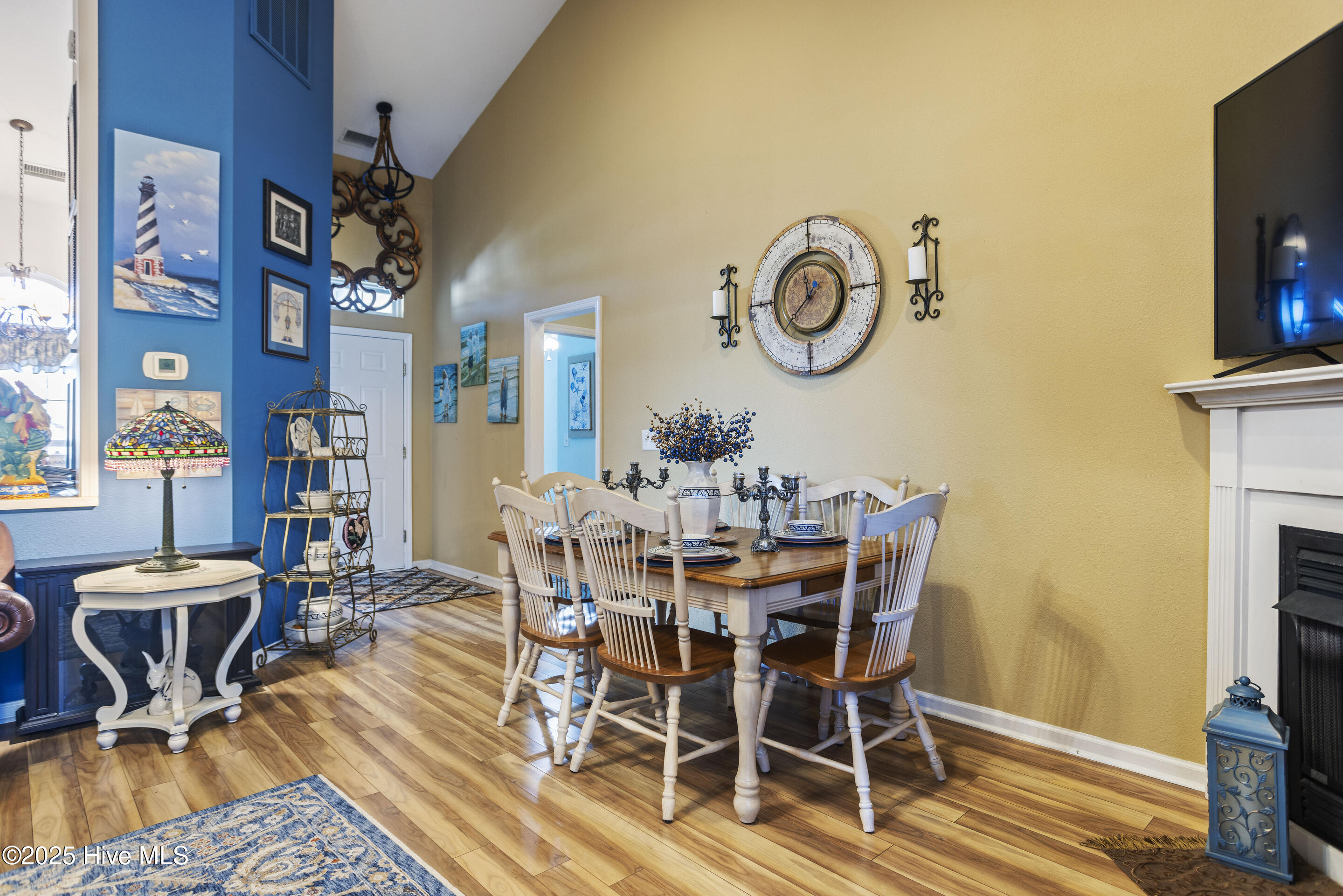 484 Sandpiper Bay Drive Property Photo 14