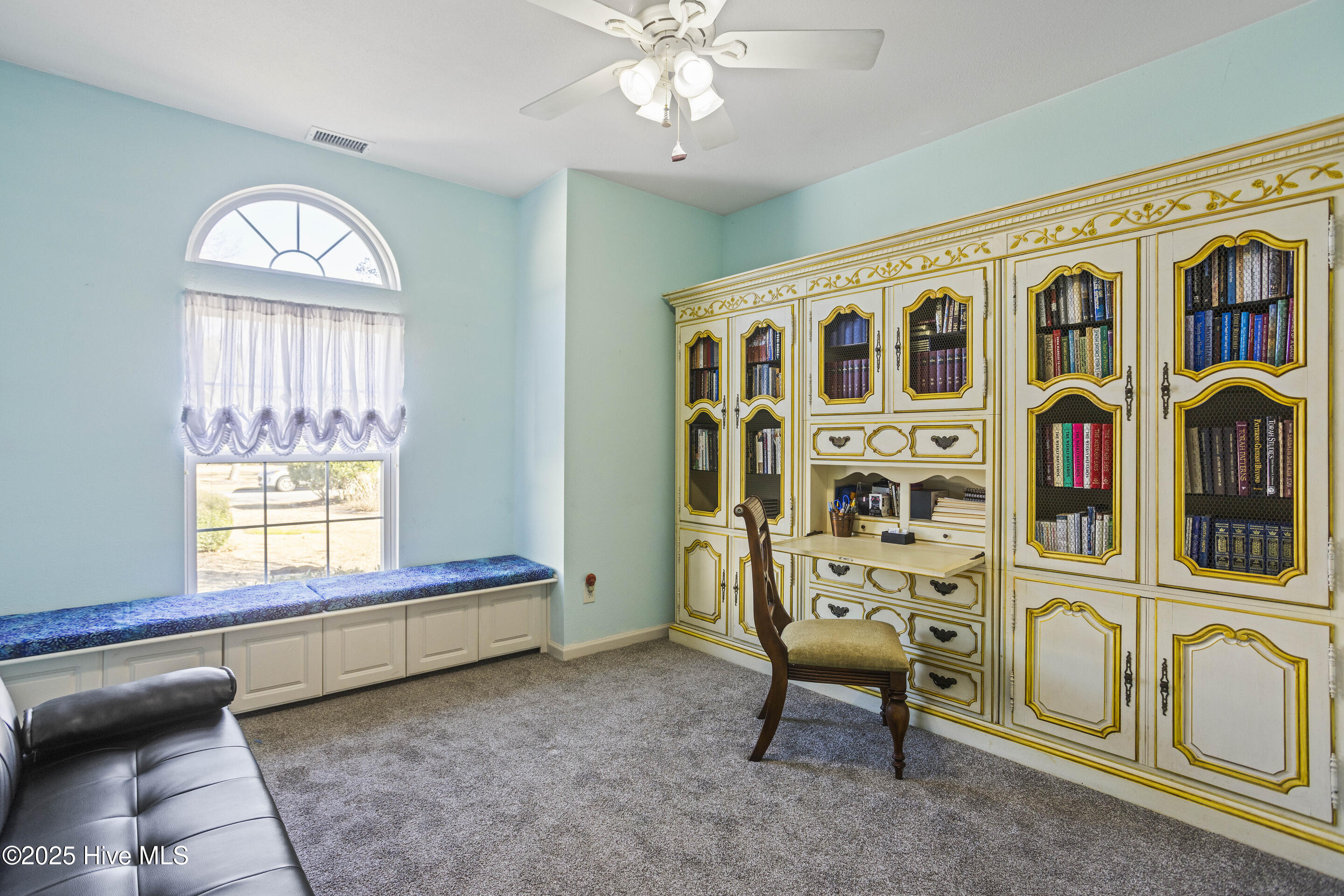 484 Sandpiper Bay Drive Property Photo 30