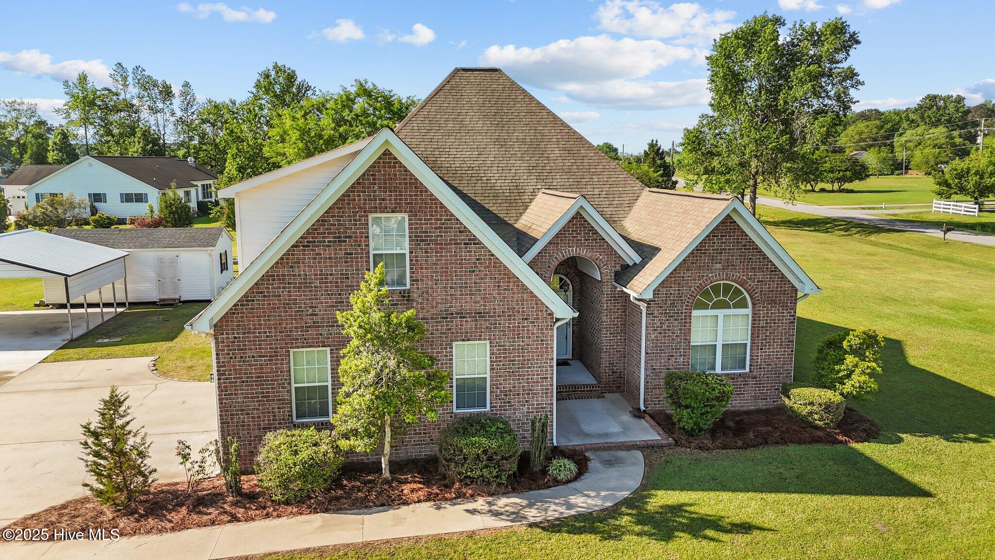 1314 Fox Hollow Drive Property Photo 4