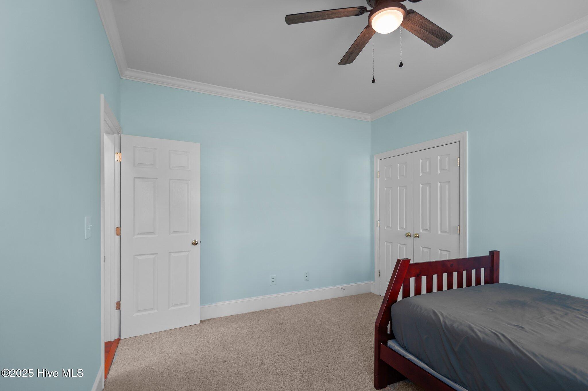 1314 Fox Hollow Drive Property Photo 6