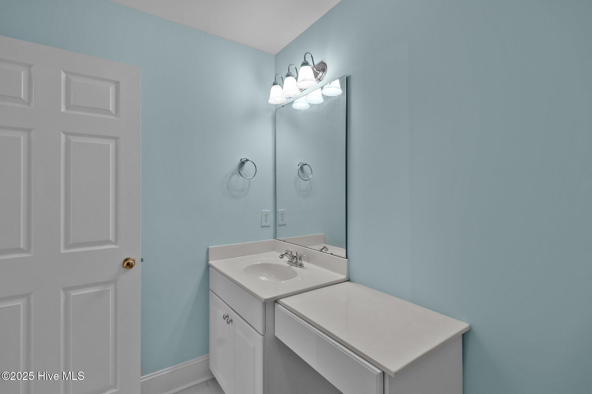 1314 Fox Hollow Drive Property Photo 34