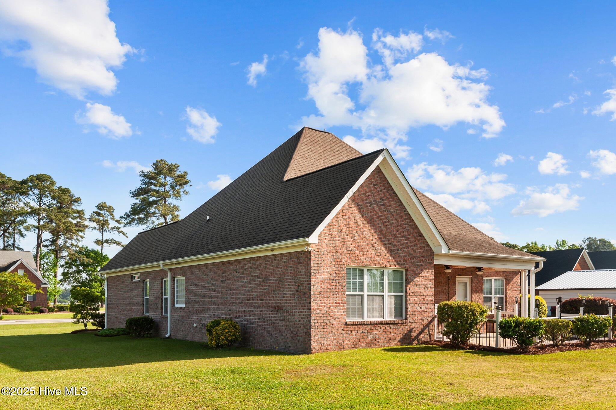 1314 Fox Hollow Drive Property Photo 37